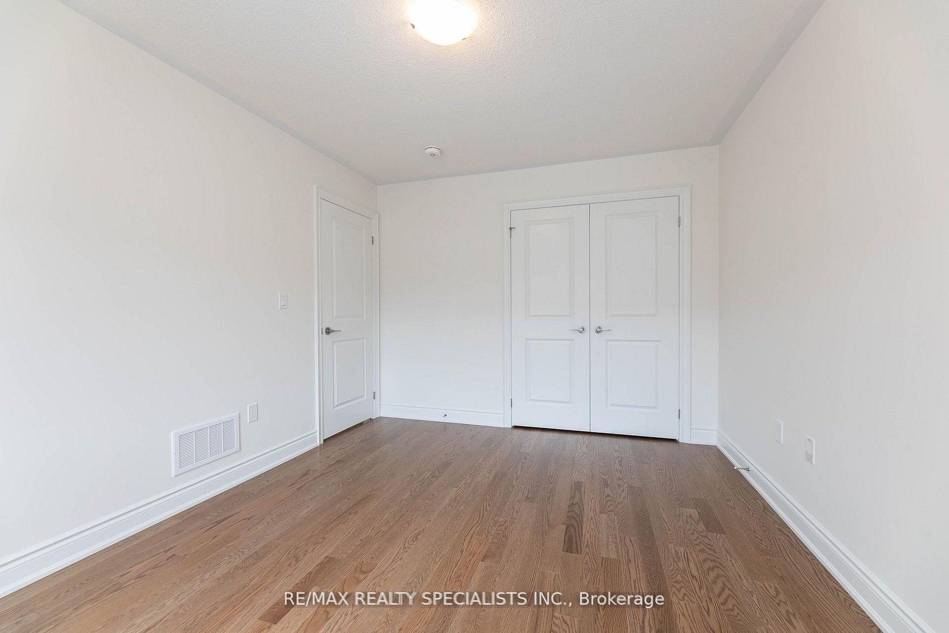 Photo 18 of 86 Bermondsey Way, Brampton, Bram West — HOMEH