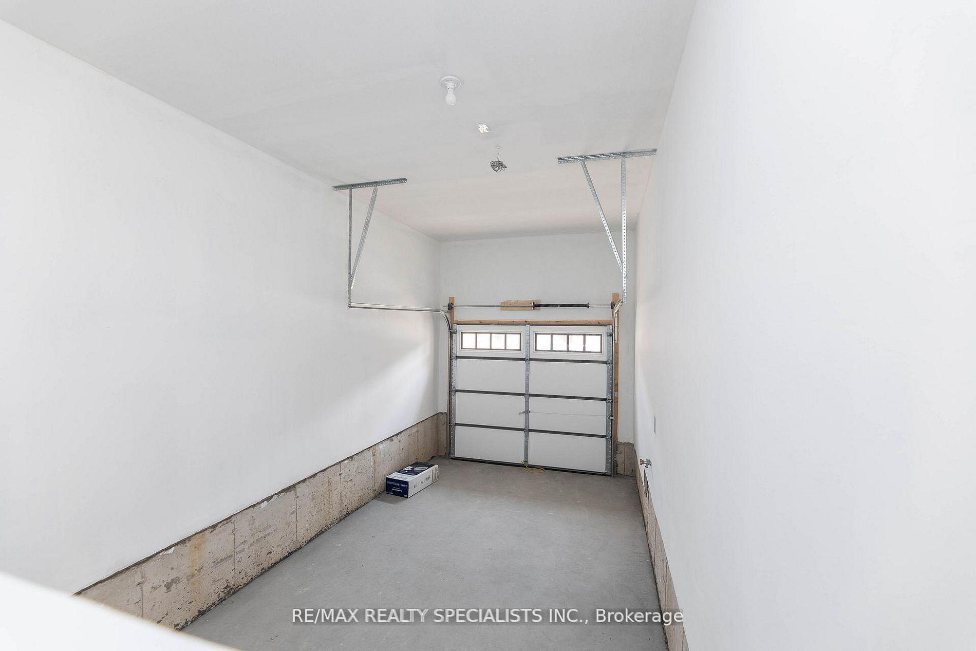 Photo 23 of 86 Bermondsey Way, Brampton, Bram West — HOMEH