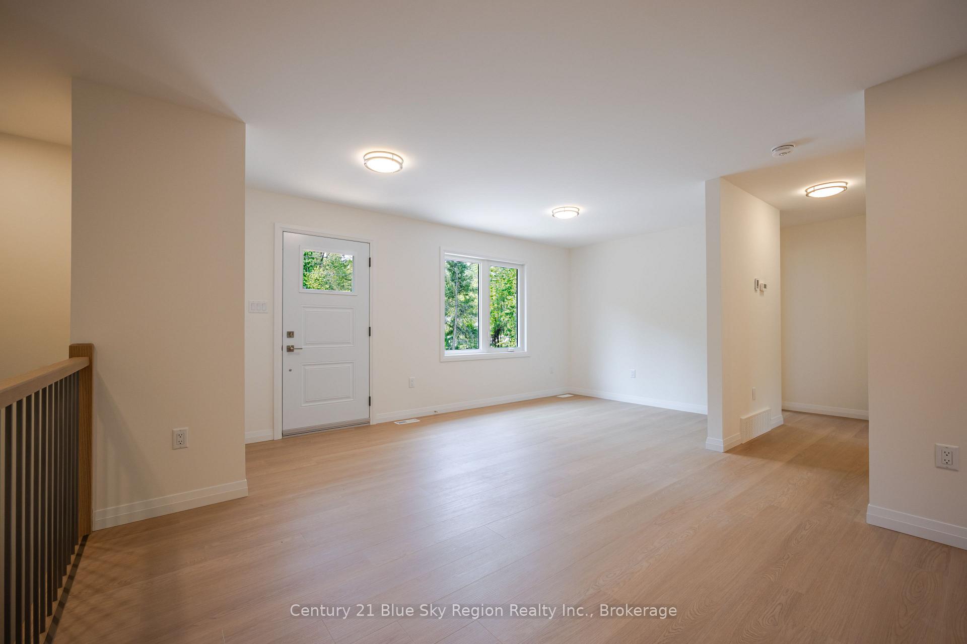Photo 4 of 112 Riverside Drive, Bonfield — HOMEH