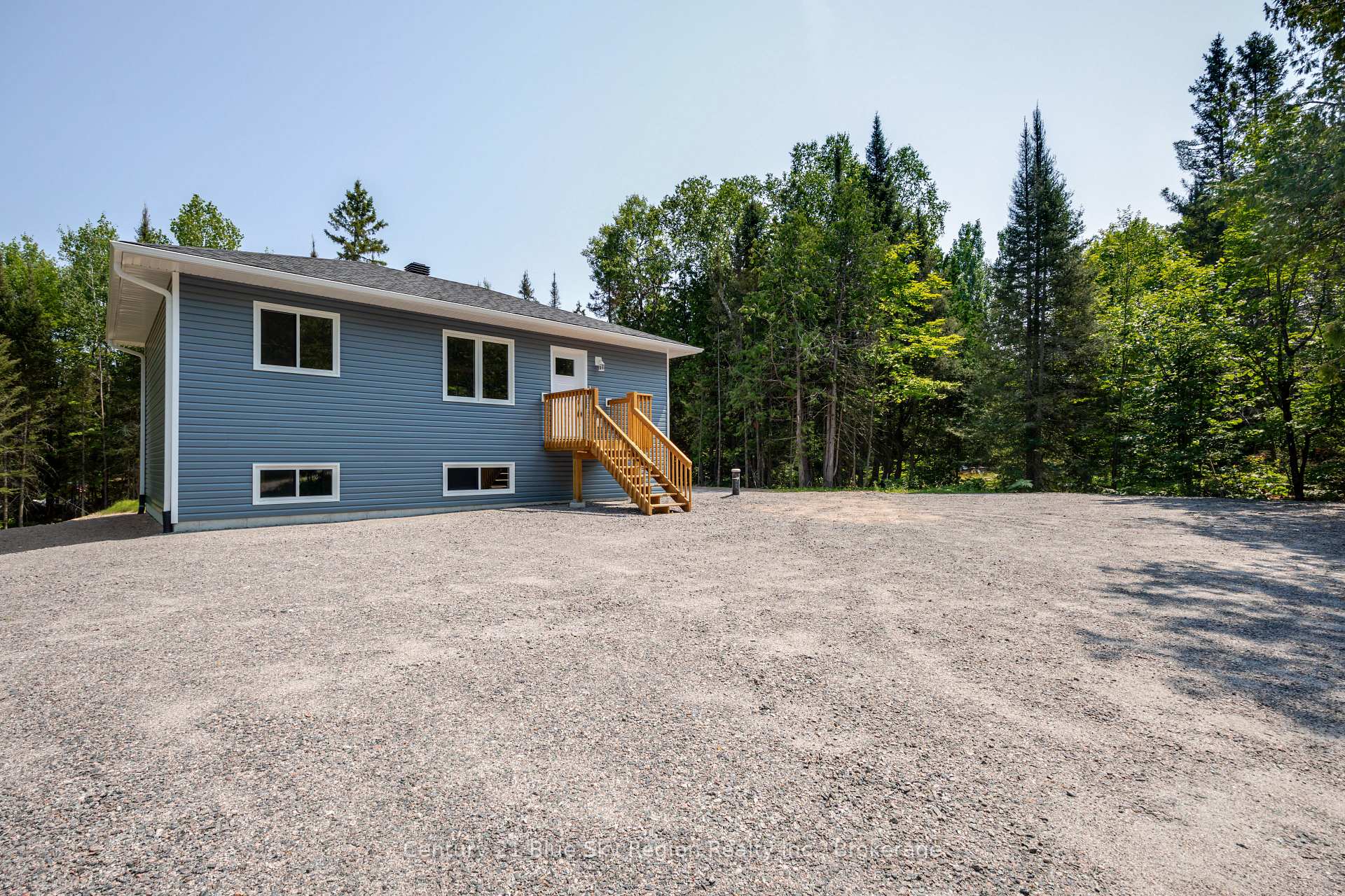 Photo 26 of 112 Riverside Drive, Bonfield — HOMEH