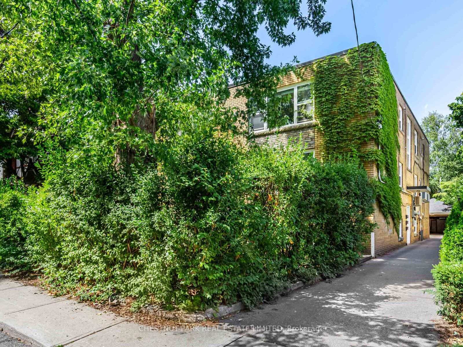 Photo 1 of Unit 1, 76 Walmsley Boulevard, Toronto, Yonge-St. Clair — HOMEH