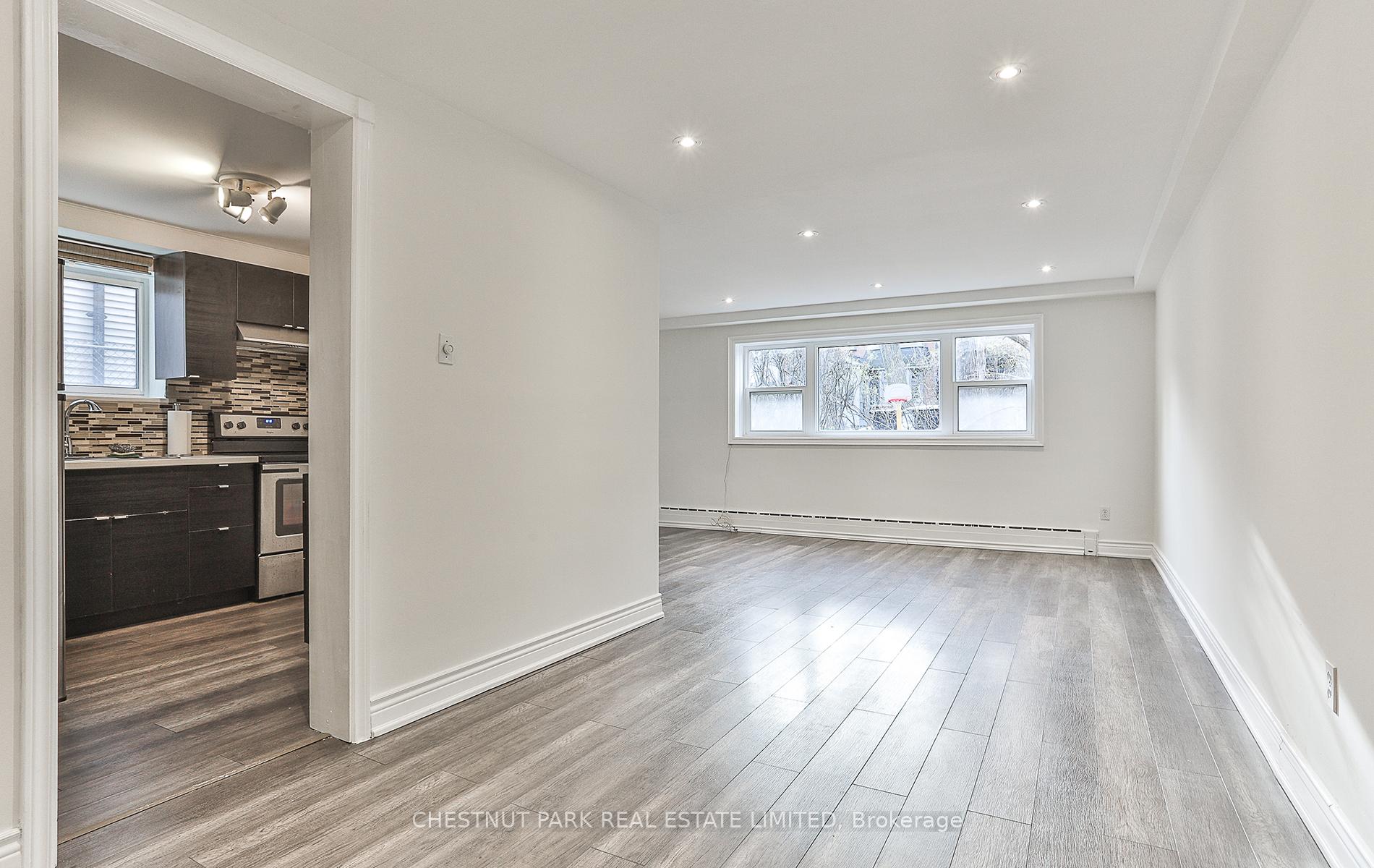 Photo 3 of Unit 1, 76 Walmsley Boulevard, Toronto, Yonge-St. Clair — HOMEH