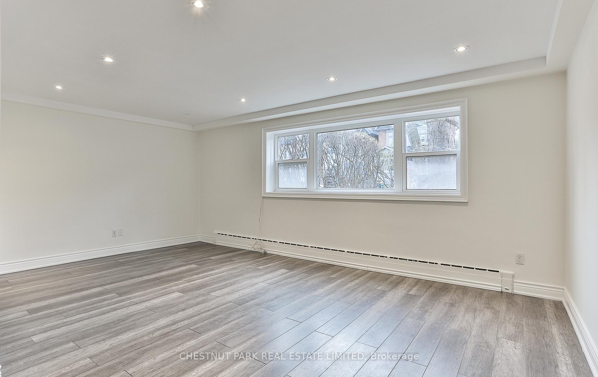 Photo 11 of Unit 1, 76 Walmsley Boulevard, Toronto, Yonge-St. Clair — HOMEH