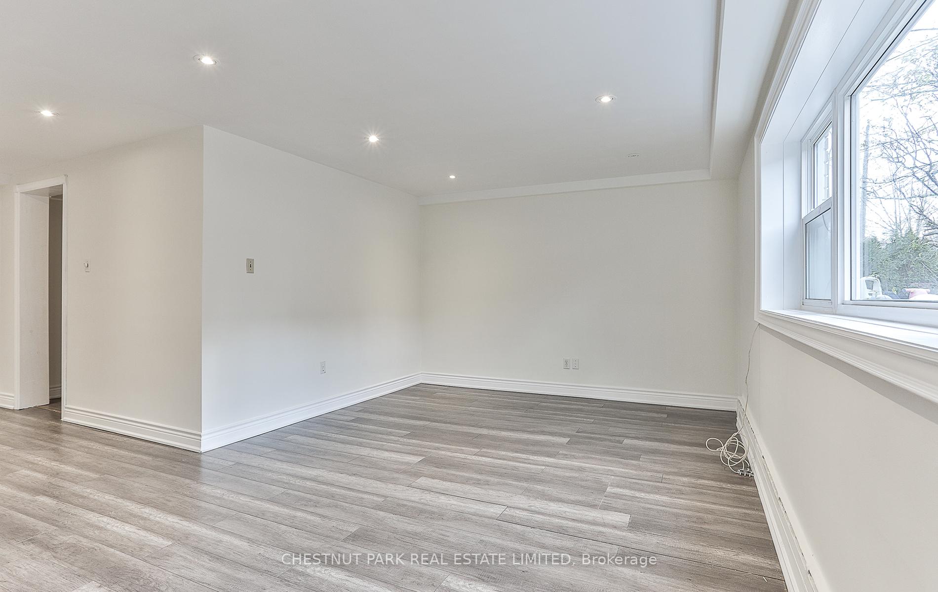 Photo 12 of Unit 1, 76 Walmsley Boulevard, Toronto, Yonge-St. Clair — HOMEH