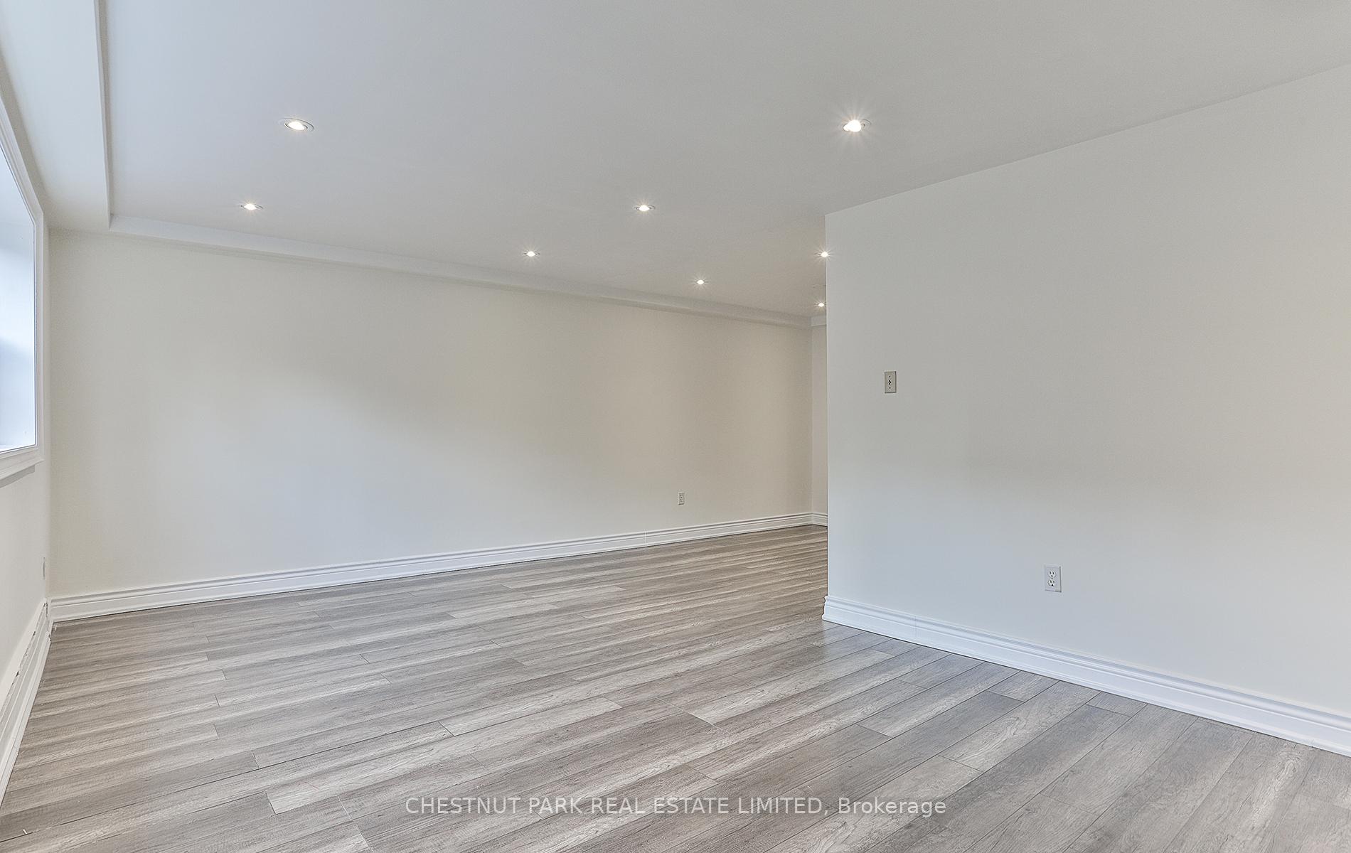 Photo 13 of Unit 1, 76 Walmsley Boulevard, Toronto, Yonge-St. Clair — HOMEH