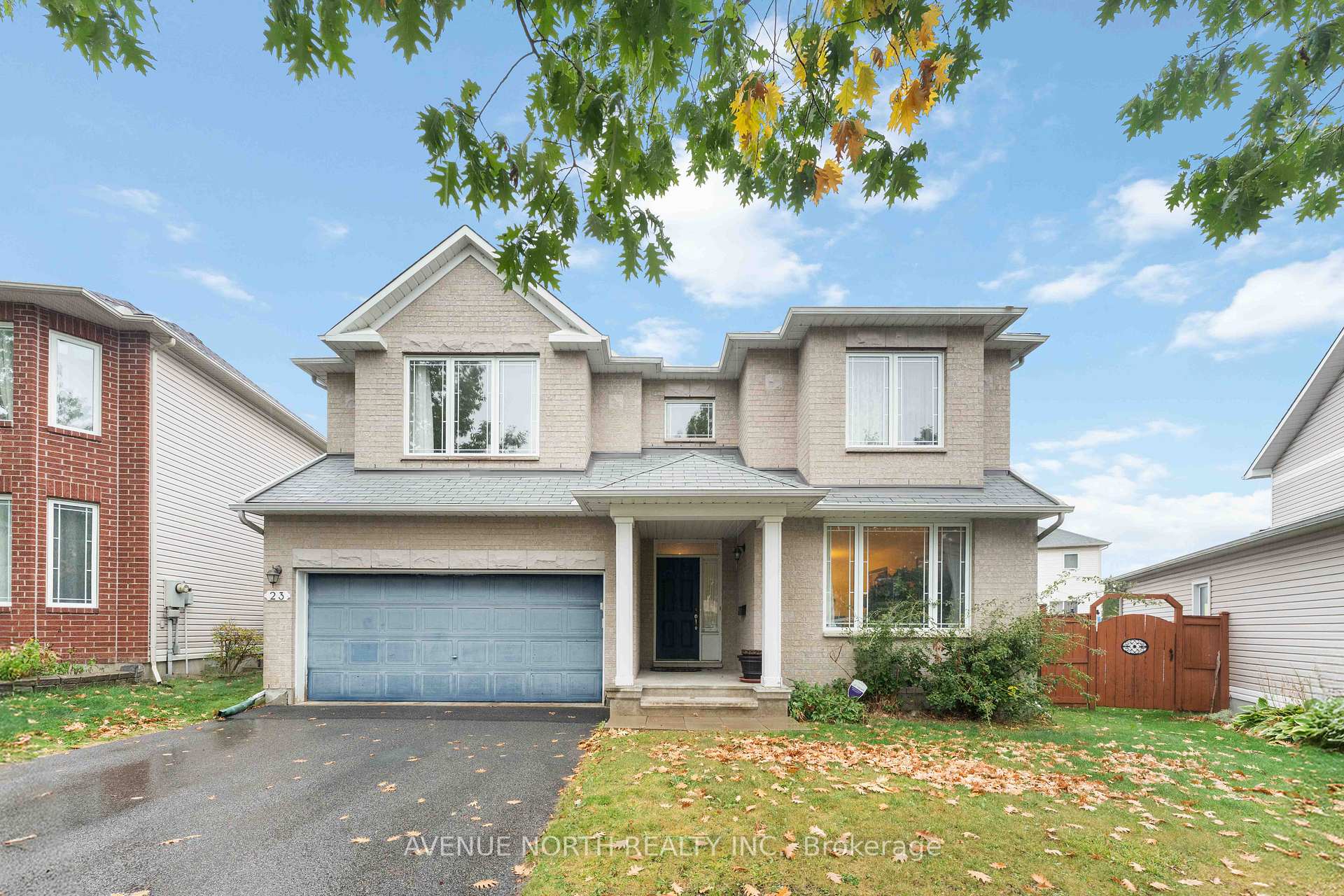 Photo 3 of 23 Hearthstone Place, Ottawa, Barrhaven - Strandherd — HOMEH