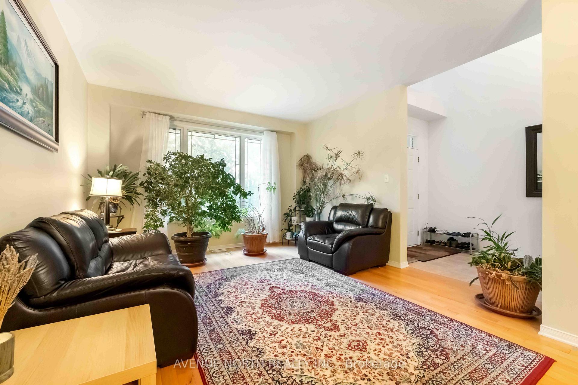Photo 6 of 23 Hearthstone Place, Ottawa, Barrhaven - Strandherd — HOMEH