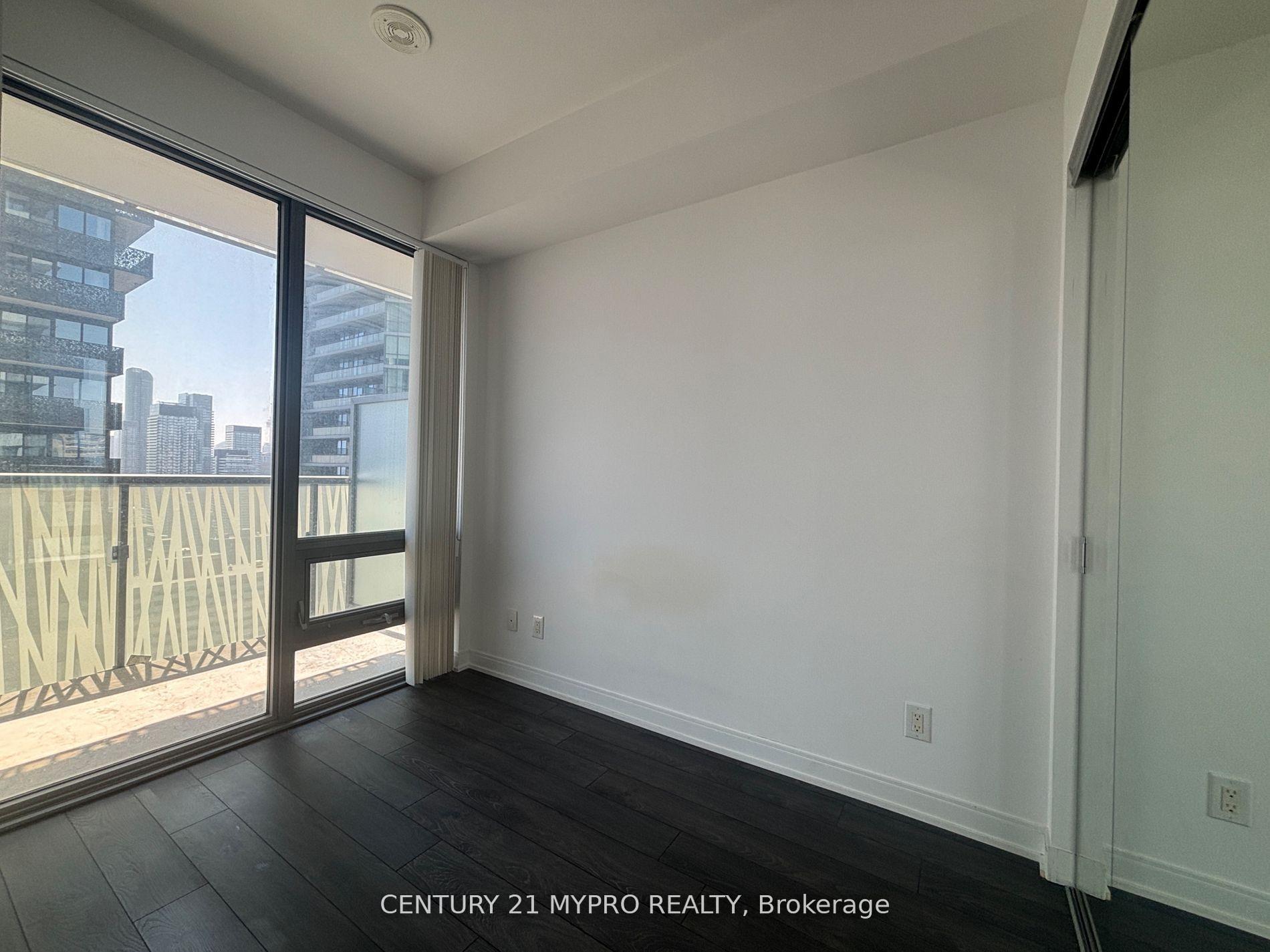 Photo 7 of Unit 3304, 50 Charles Street E, Toronto, Church-Yonge Corridor — HOMEH