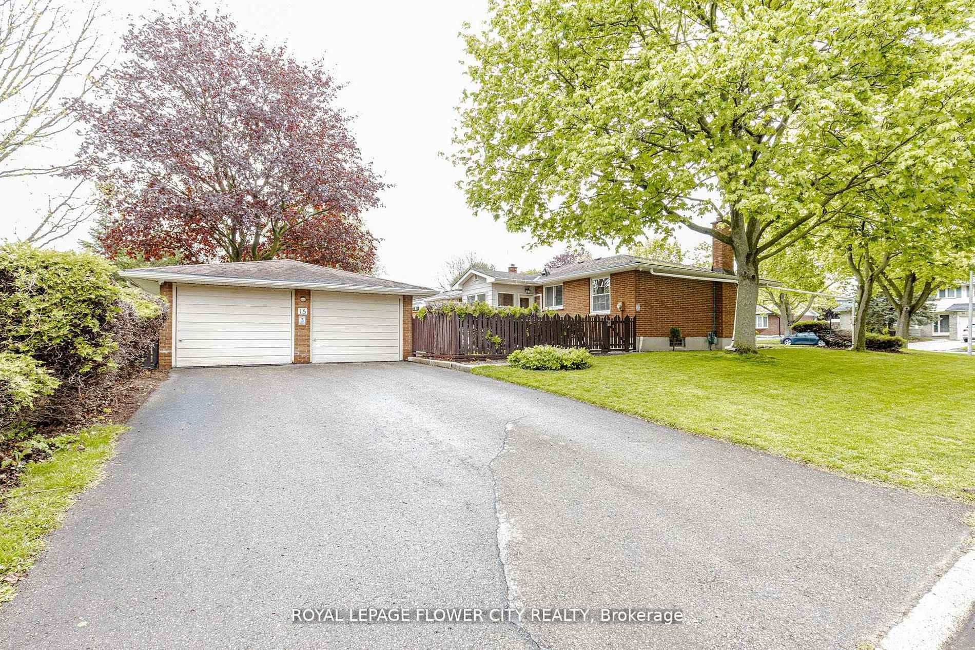 Photo 37 of 15 Cumberland Crescent, London, North G — HOMEH