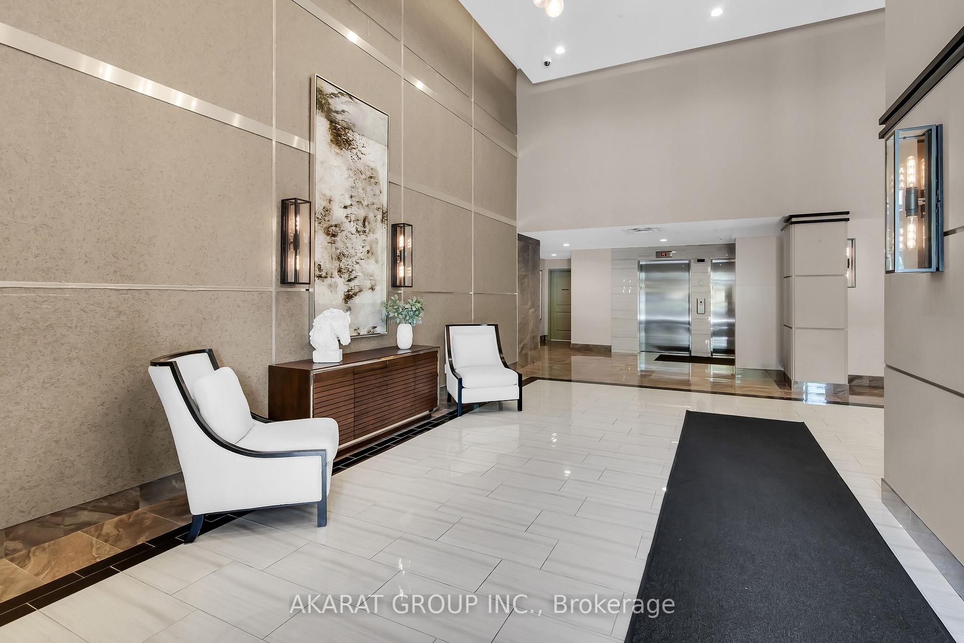 Photo 6 of Unit 803, 2486 Old Bronte Road, Oakville, Westmount — HOMEH