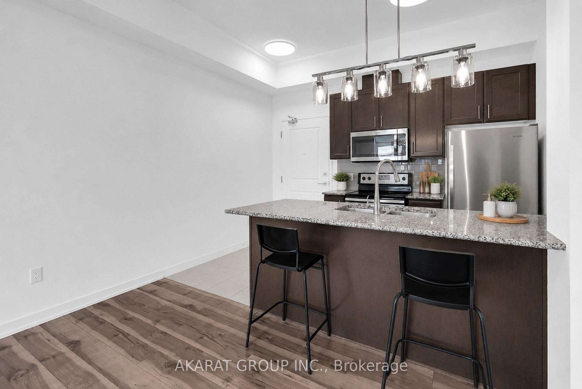 Photo 10 of Unit 803, 2486 Old Bronte Road, Oakville, Westmount — HOMEH