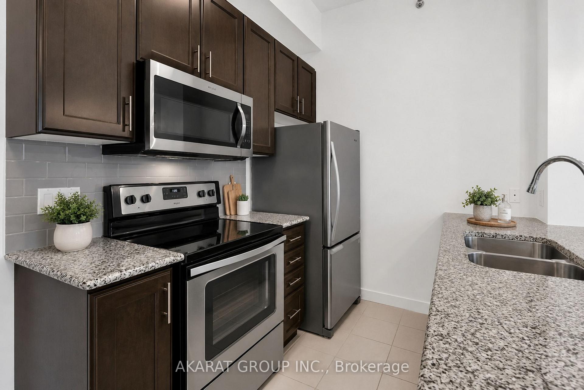 Photo 11 of Unit 803, 2486 Old Bronte Road, Oakville, Westmount — HOMEH