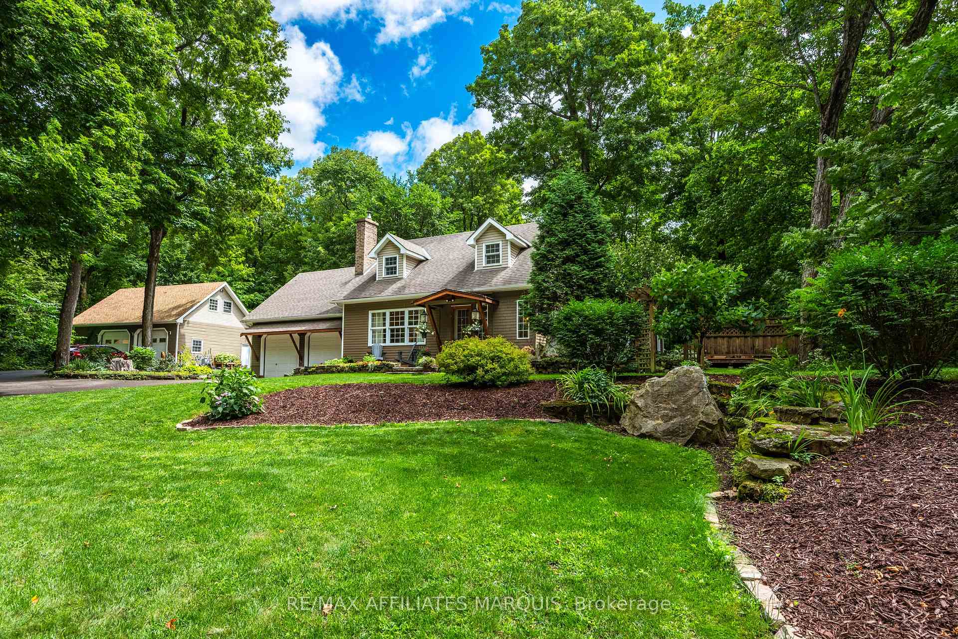 Photo of 99 Old Kingston Road