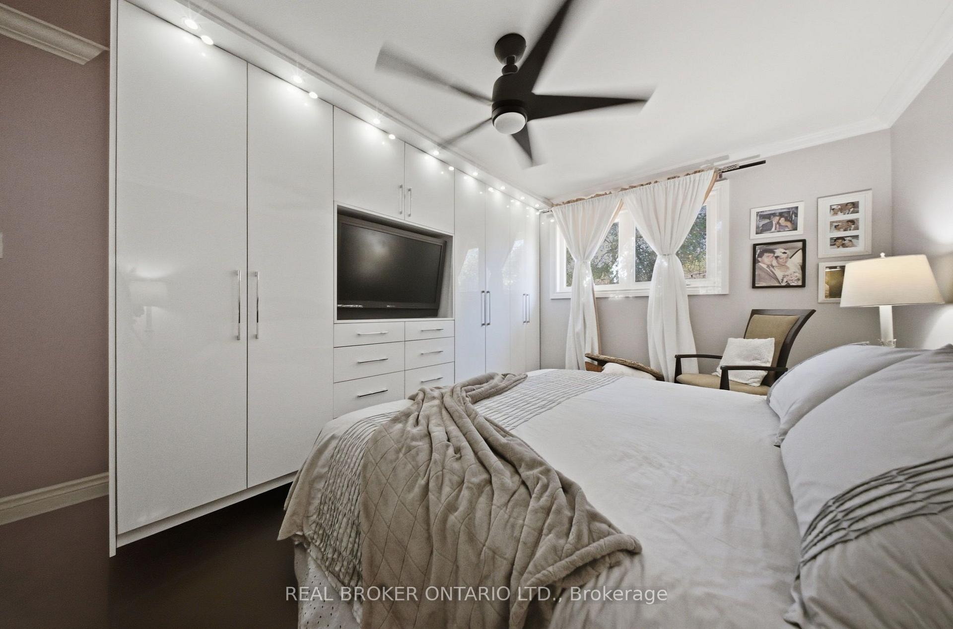 Photo 11 of 21 Kendleton Drive, Etobicoke, Mount Olive-Silverstone-Jamestown — HOMEH