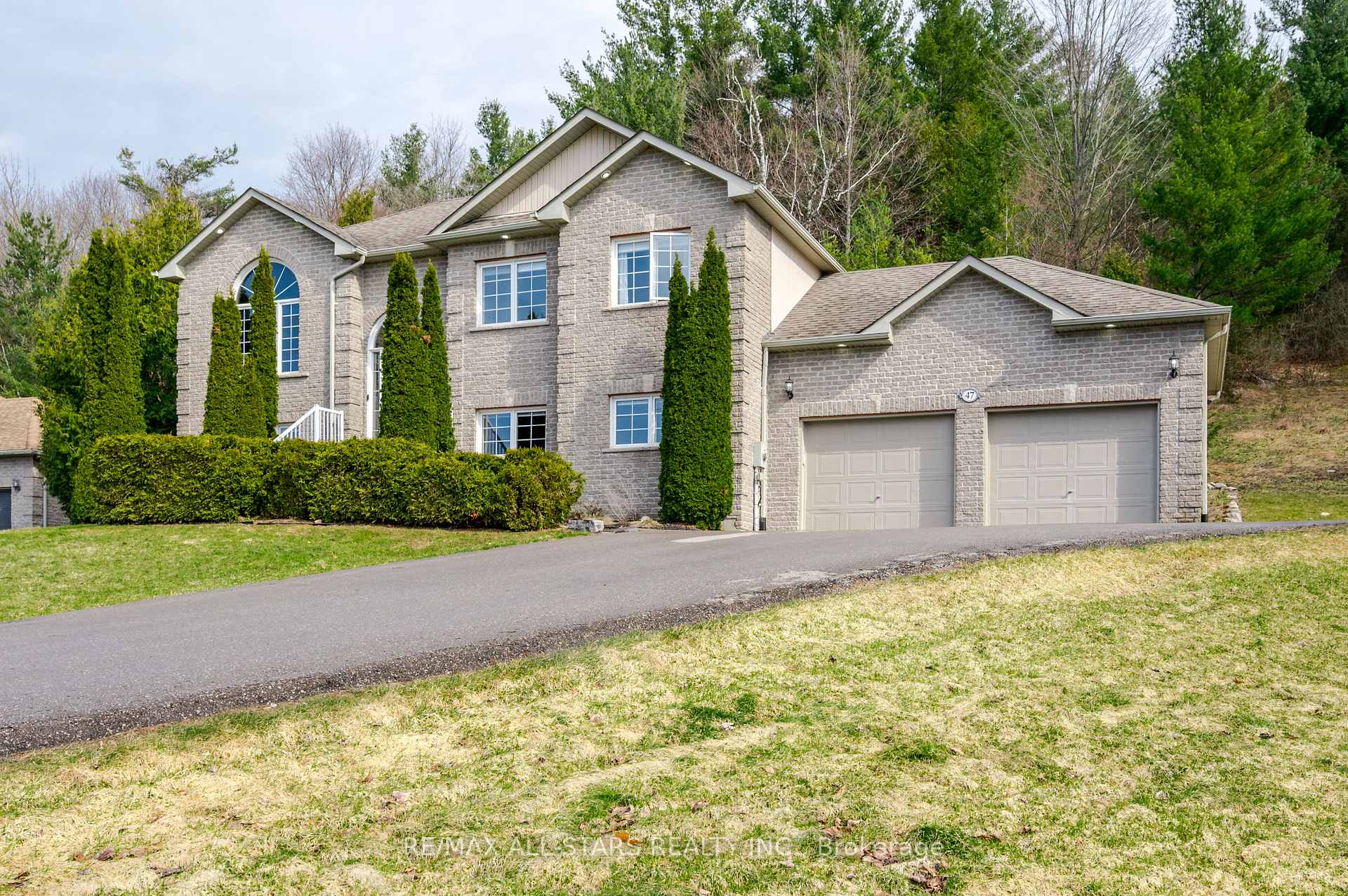 Photo of 47 Meadowland Drive