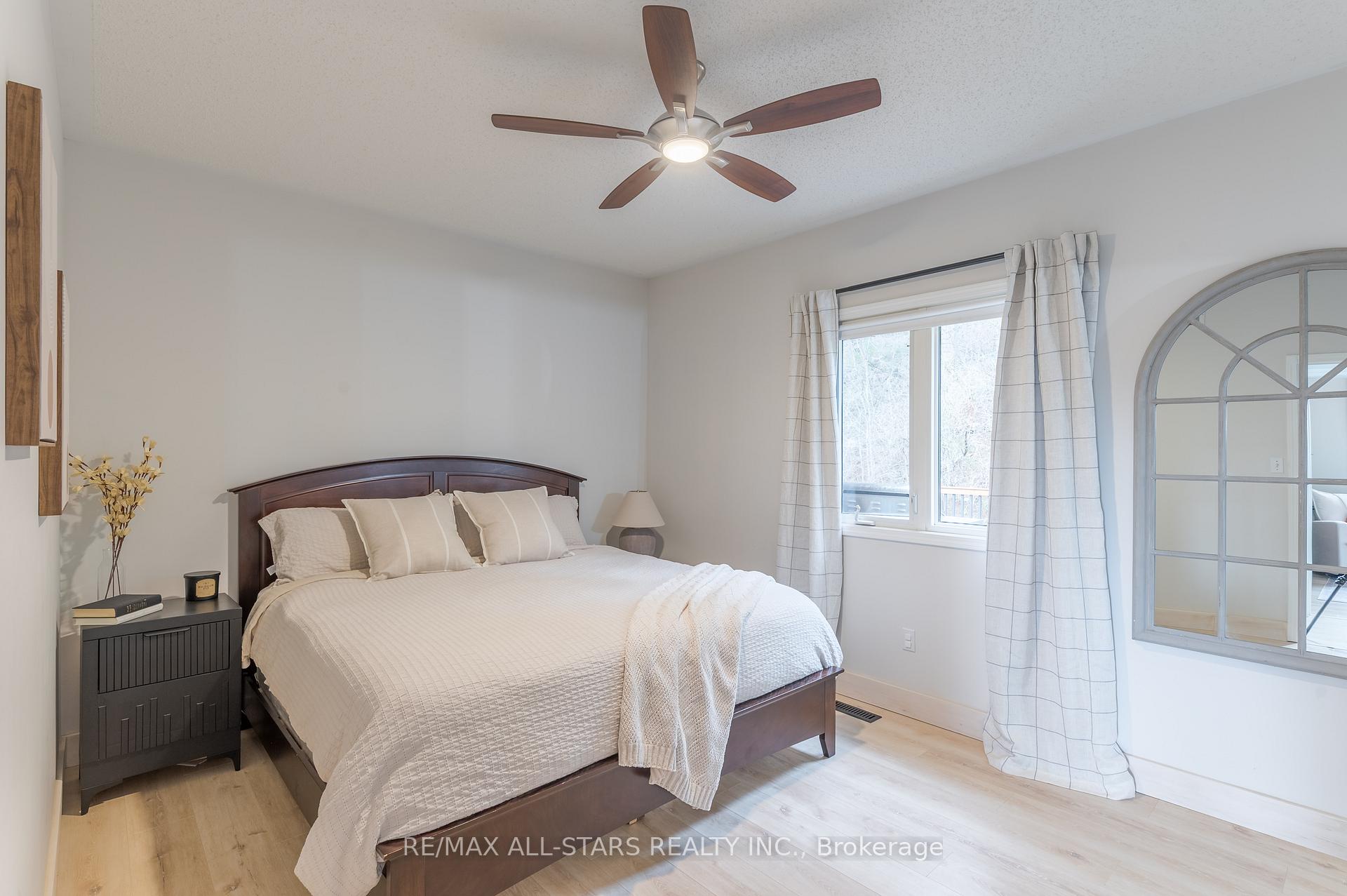 Photo 21 of 47 Meadowland Drive, Hamilton Township, Baltimore — HOMEH