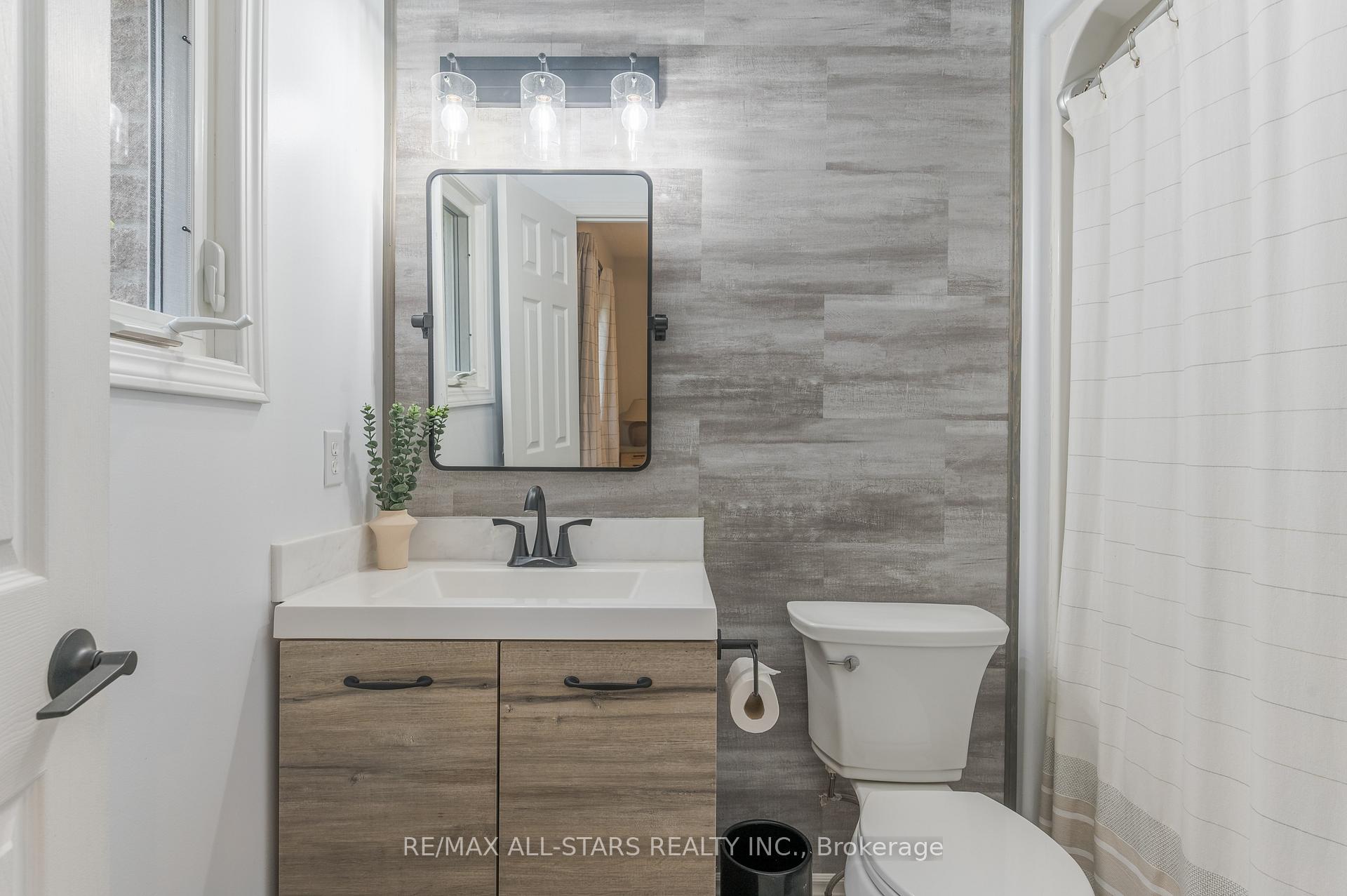 Photo 23 of 47 Meadowland Drive, Hamilton Township, Baltimore — HOMEH