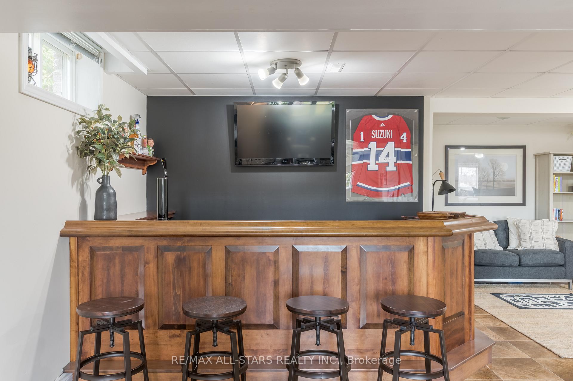 Photo 28 of 47 Meadowland Drive, Hamilton Township, Baltimore — HOMEH