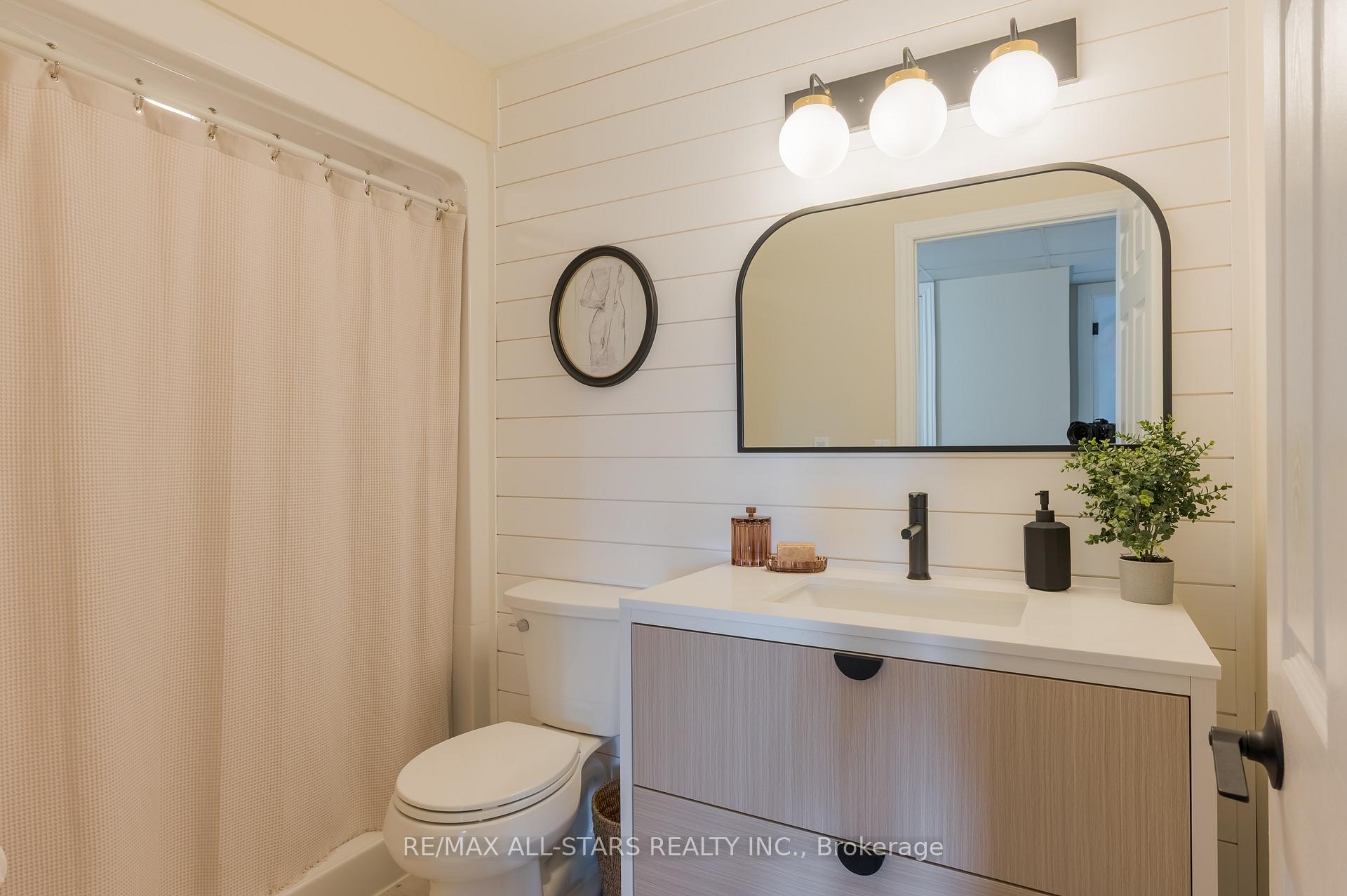 Photo 34 of 47 Meadowland Drive, Hamilton Township, Baltimore — HOMEH