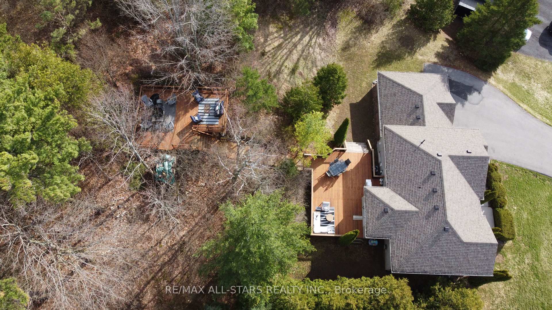 Photo 41 of 47 Meadowland Drive, Hamilton Township, Baltimore — HOMEH