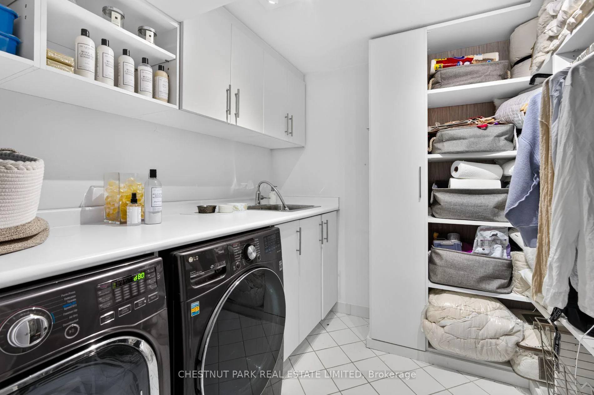 Photo 5 of 83 Binscarth Road, Toronto, Rosedale-Moore Park — HOMEH