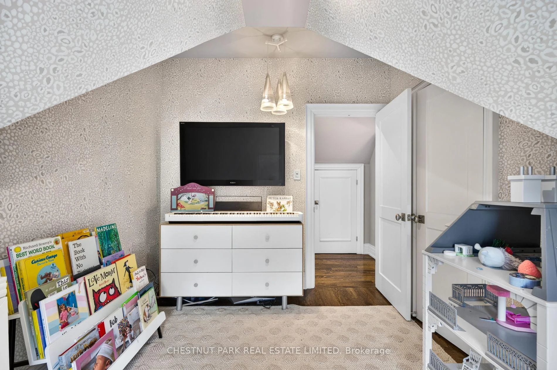 Photo 20 of 83 Binscarth Road, Toronto, Rosedale-Moore Park — HOMEH