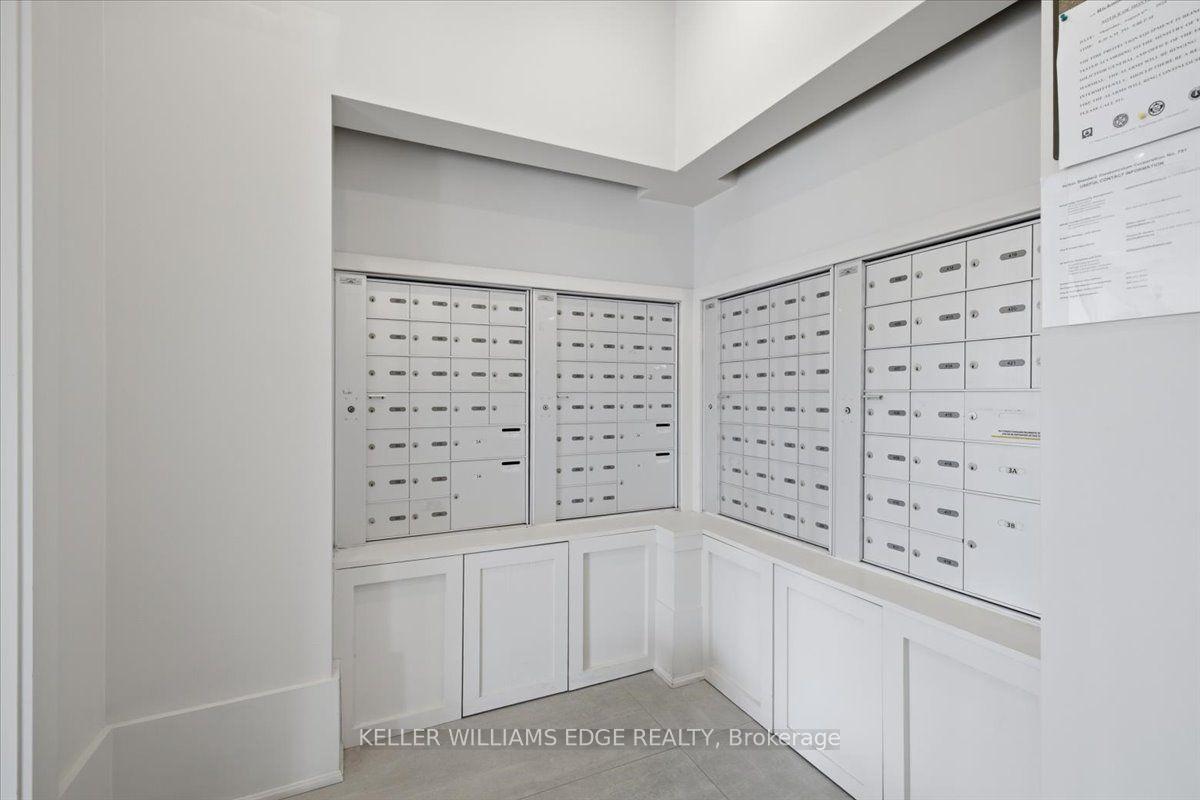 Photo 6 of Unit 420, 4040 Upper Middle Road, Burlington, Tansley — HOMEH