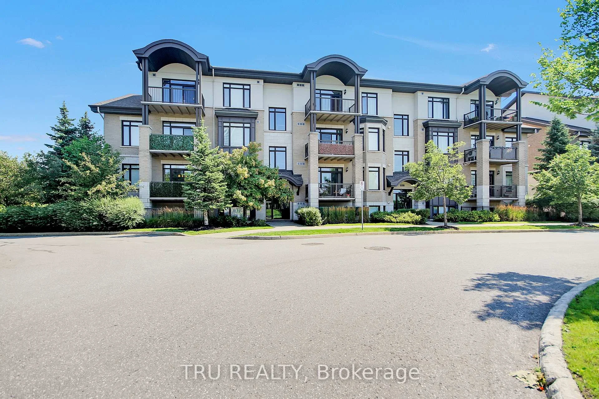 Photo 6 of Unit 404, 655 Beauparc Private, Ottawa, Cyrville — HOMEH