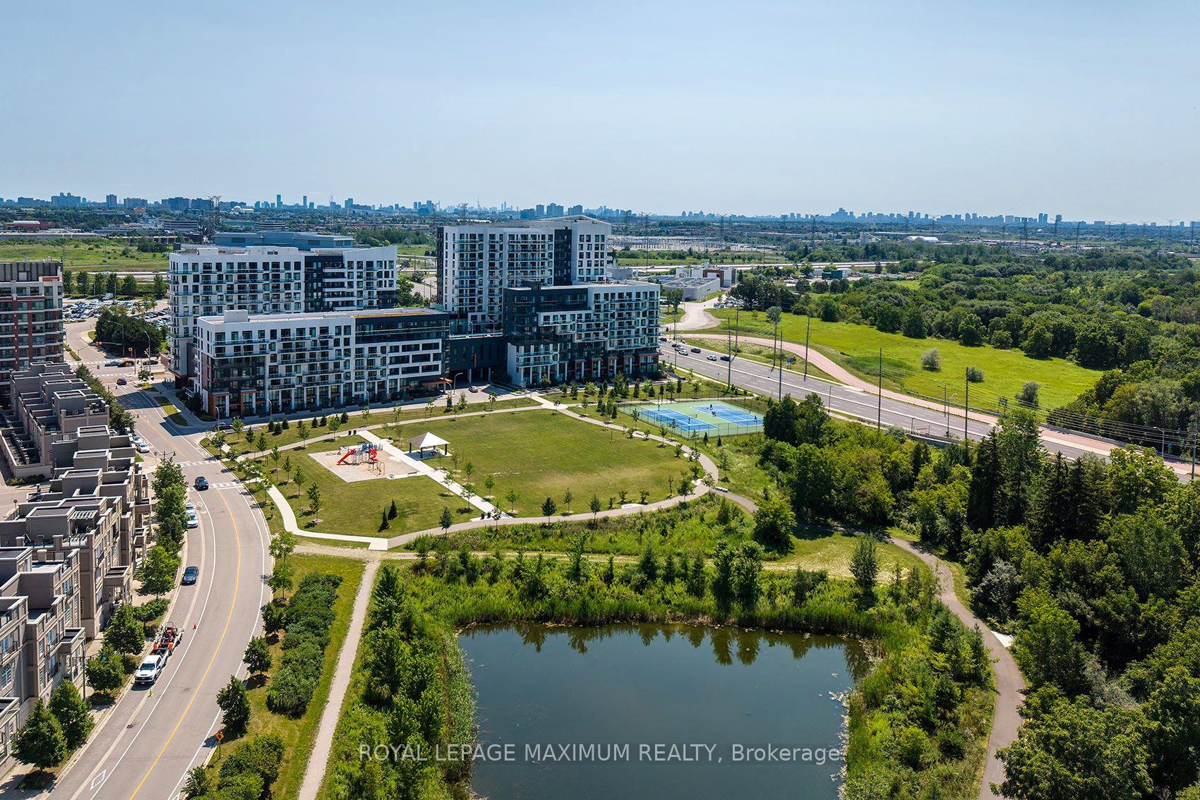 Photo 3 of Unit B1216, 8 Rouge Valley Dr W, Markham, Unionville — HOMEH