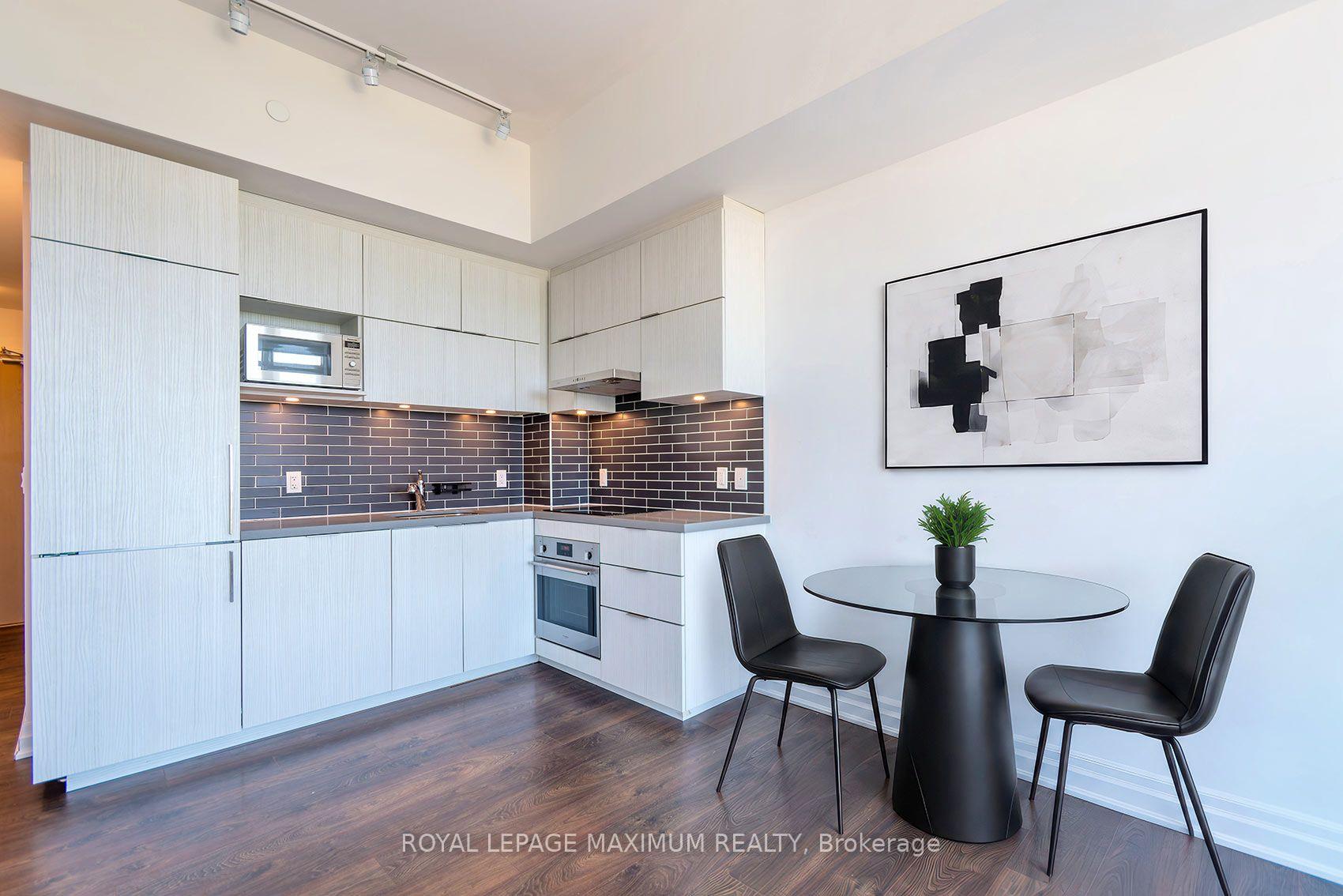 Photo 13 of Unit B1216, 8 Rouge Valley Dr W, Markham, Unionville — HOMEH