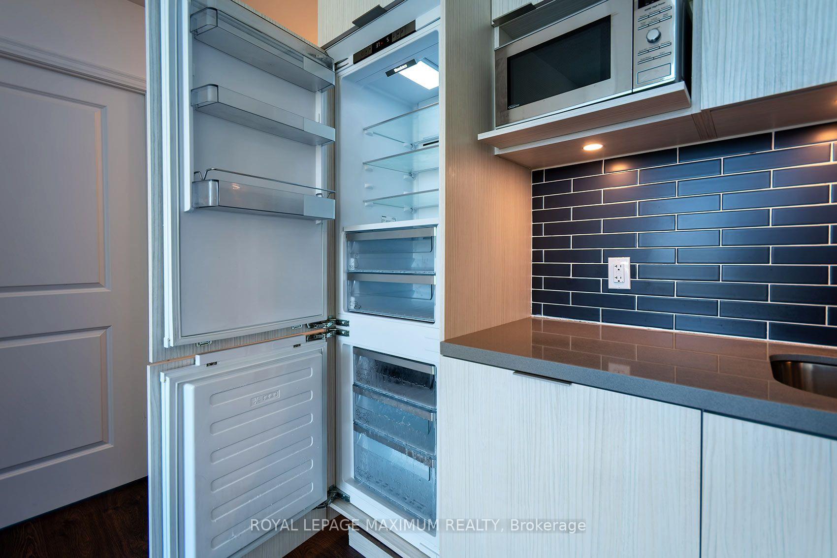 Photo 15 of Unit B1216, 8 Rouge Valley Dr W, Markham, Unionville — HOMEH