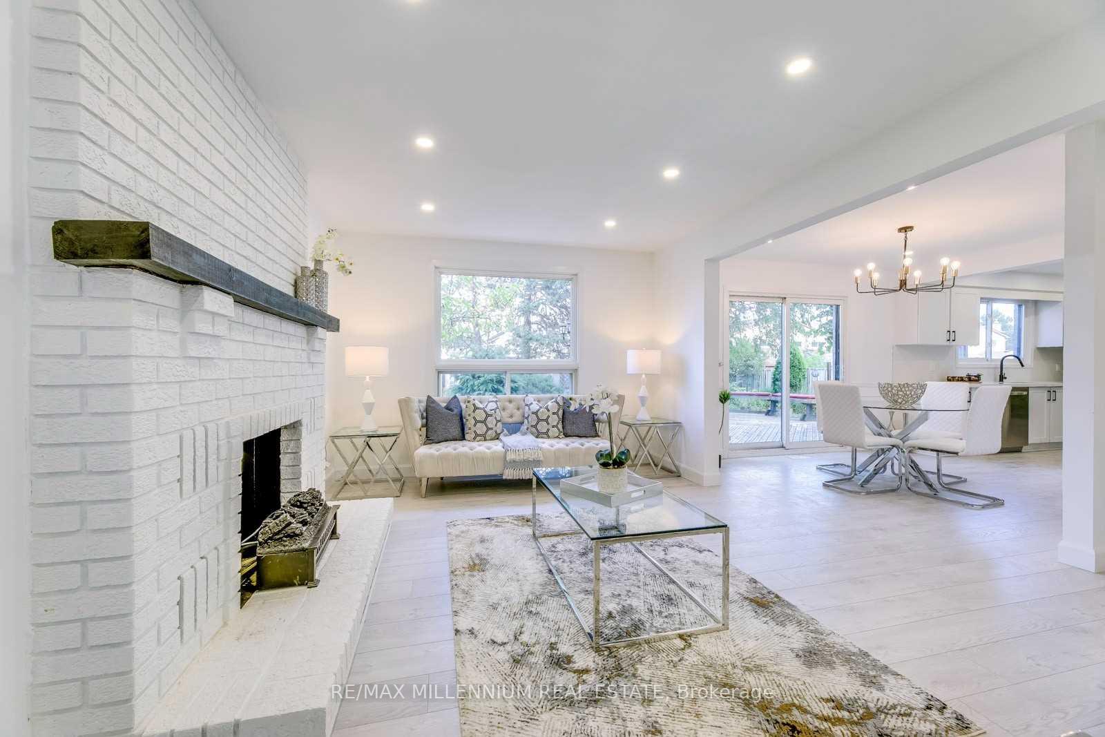 Photo 13 of 36 Bing Crescent, Hamilton, Stoney Creek — HOMEH
