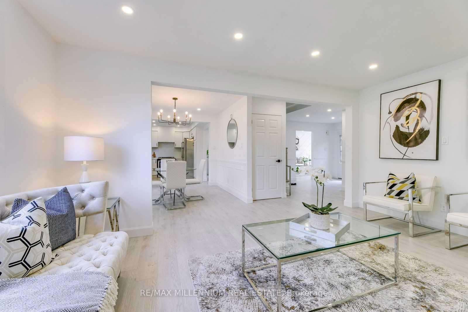 Photo 14 of 36 Bing Crescent, Hamilton, Stoney Creek — HOMEH