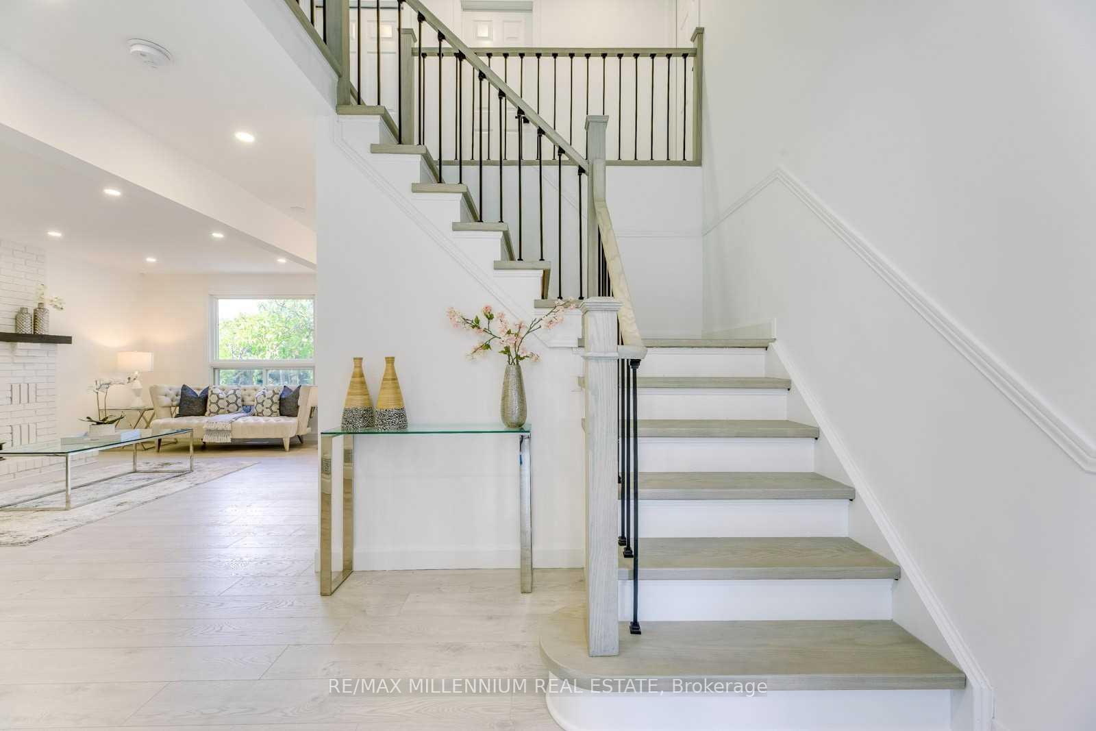 Photo 17 of 36 Bing Crescent, Hamilton, Stoney Creek — HOMEH