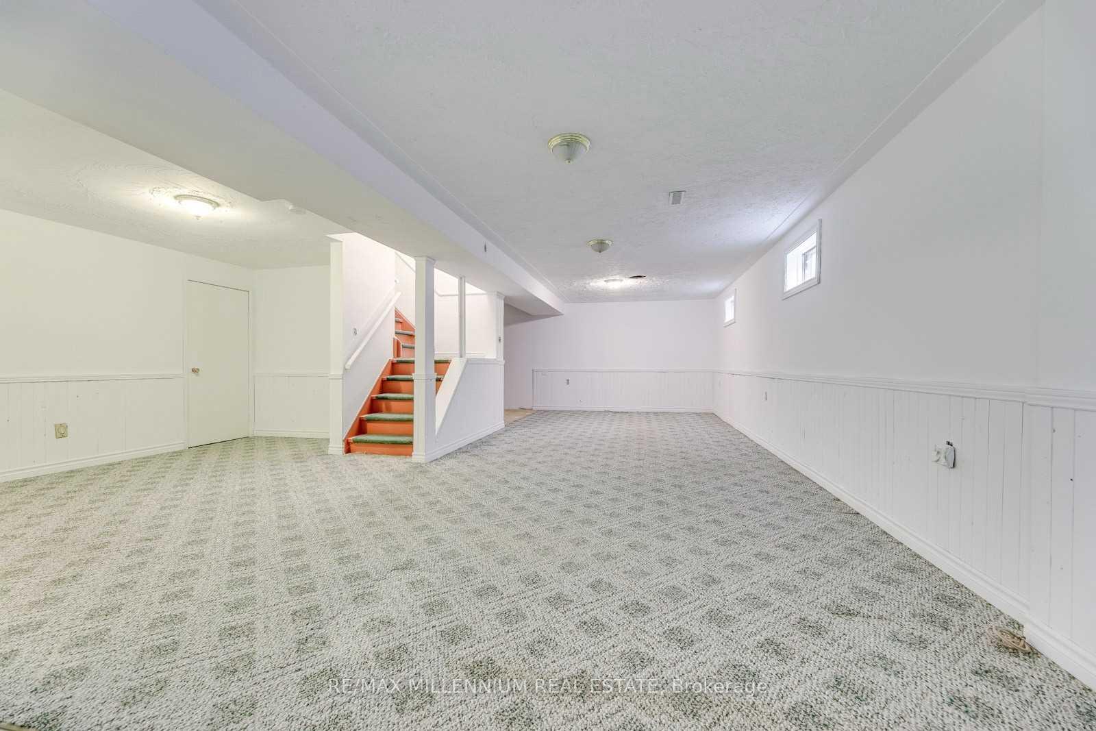 Photo 29 of 36 Bing Crescent, Hamilton, Stoney Creek — HOMEH