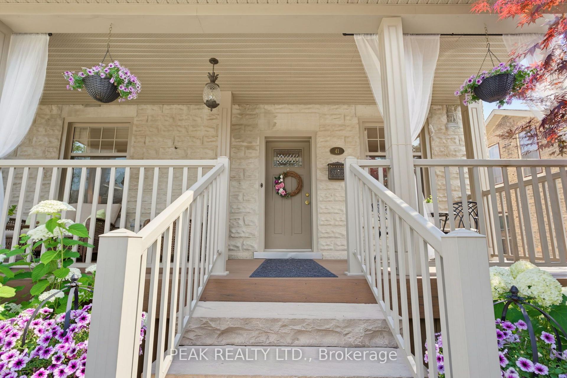 Photo 4 of 41 Banfield Street, Brant, Paris — HOMEH
