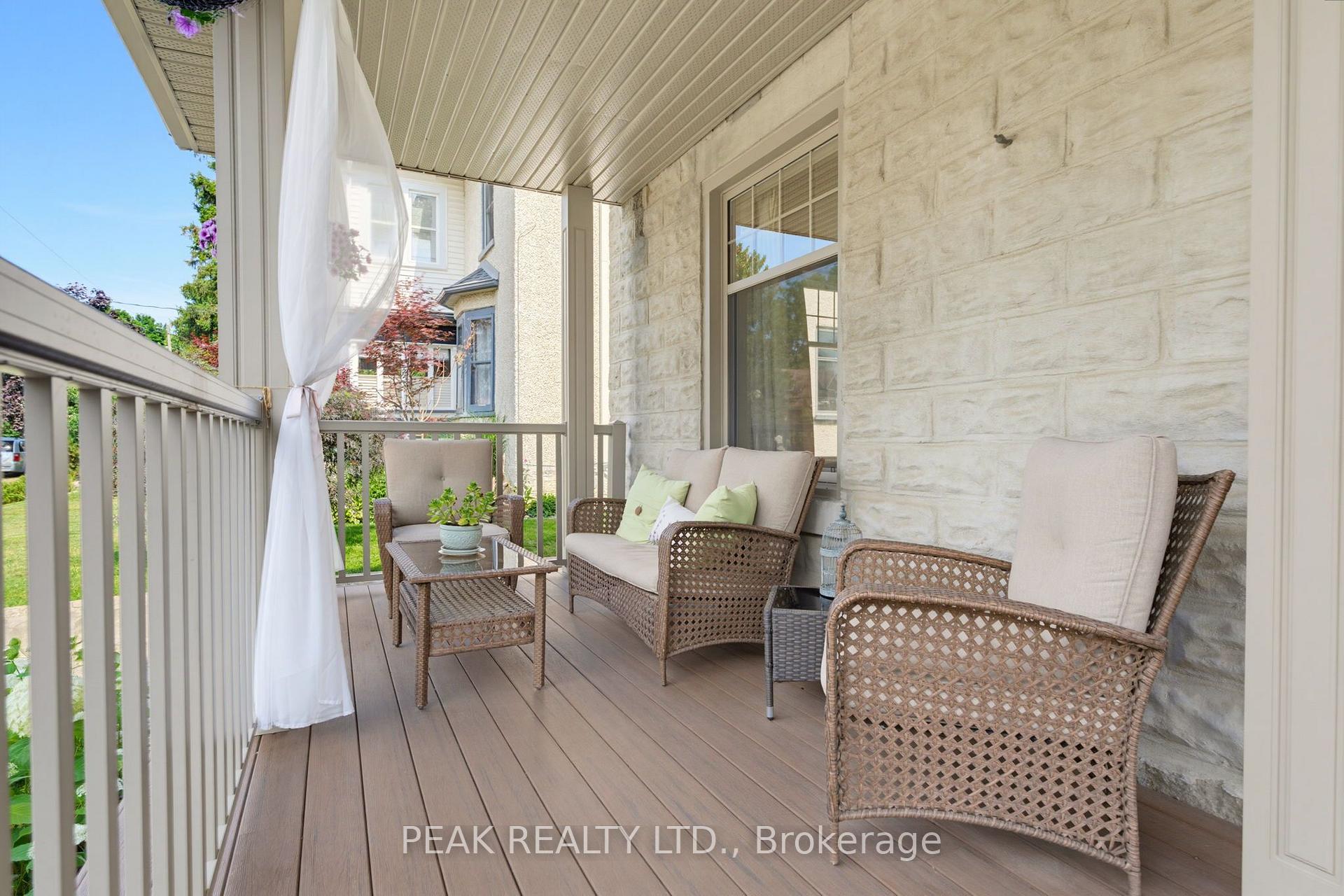 Photo 5 of 41 Banfield Street, Brant, Paris — HOMEH