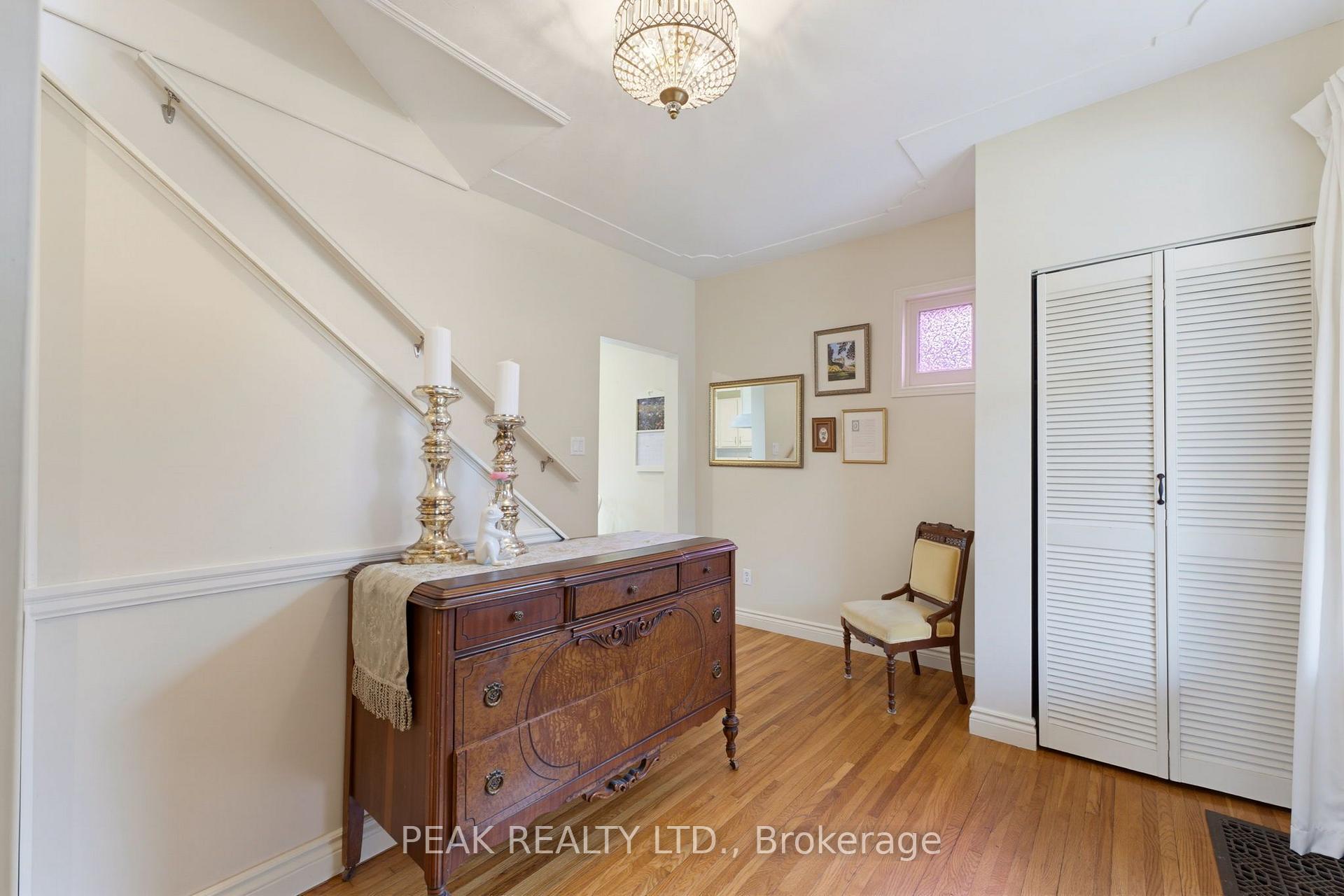 Photo 15 of 41 Banfield Street, Brant, Paris — HOMEH