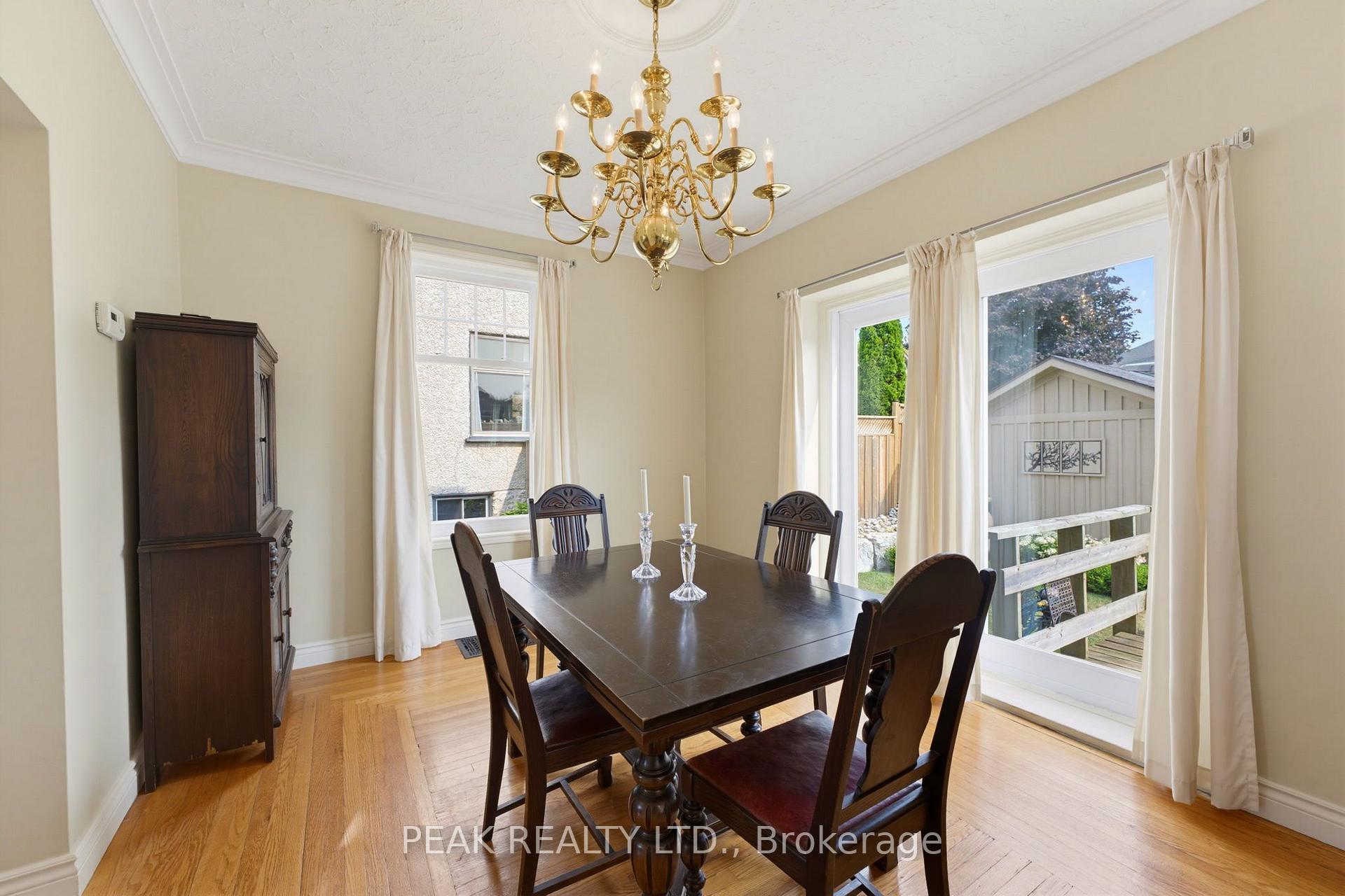 Photo 20 of 41 Banfield Street, Brant, Paris — HOMEH