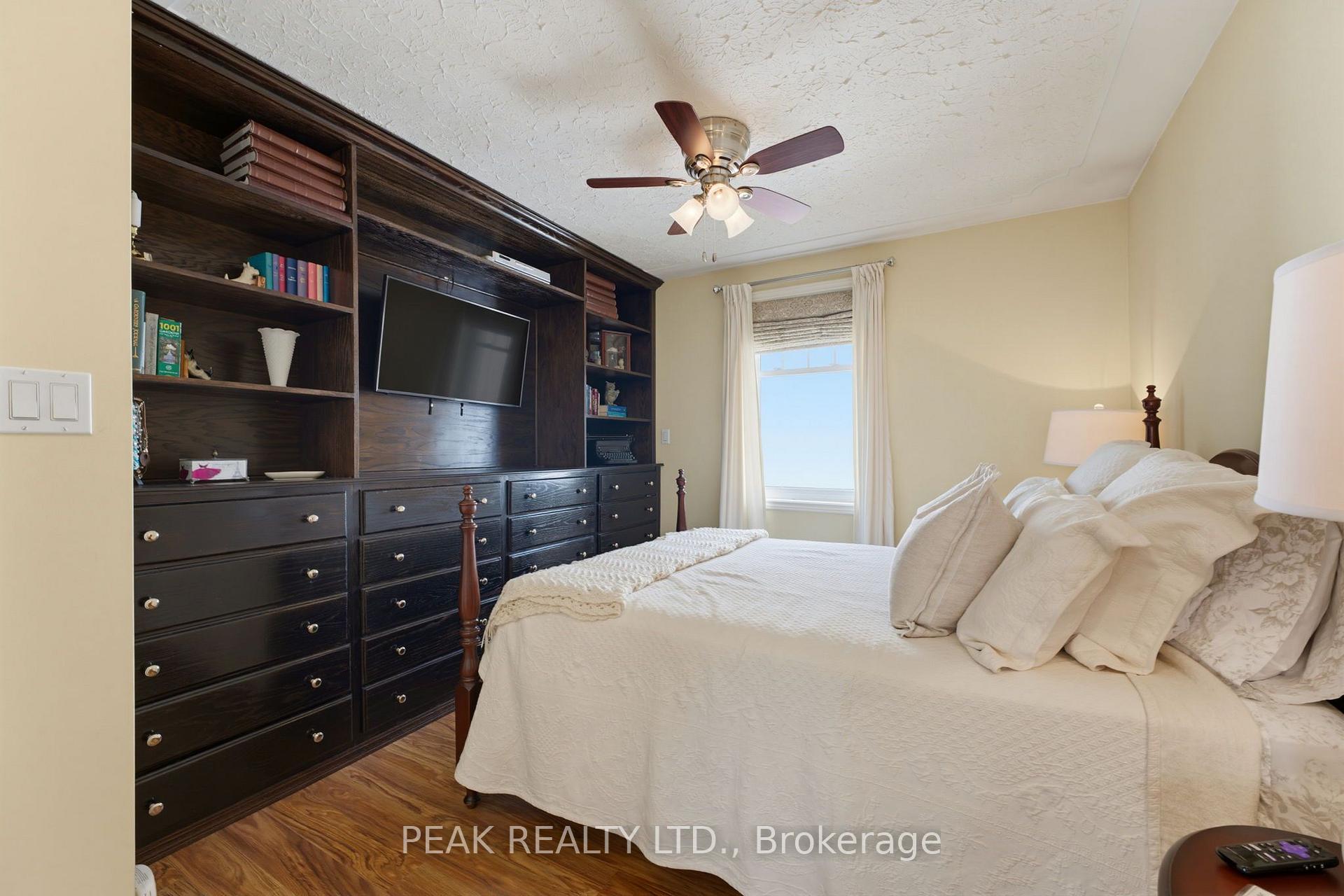 Photo 26 of 41 Banfield Street, Brant, Paris — HOMEH