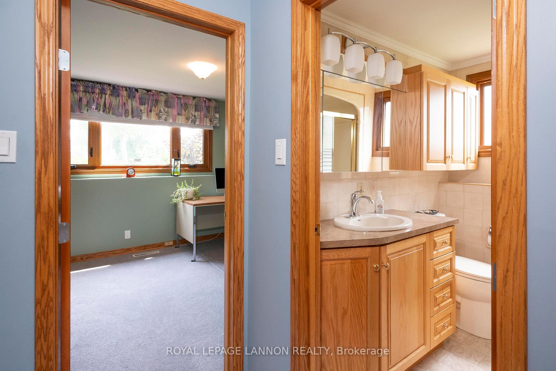 Photo 19 of 236 Poplar Ave, Thunder Bay, Forest Park — HOMEH