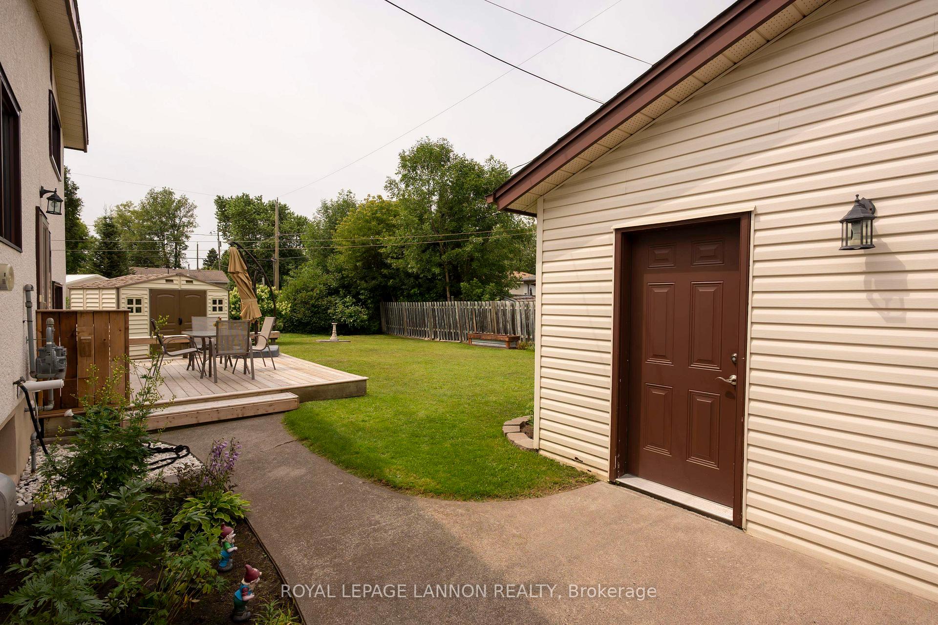 Photo 27 of 236 Poplar Ave, Thunder Bay, Forest Park — HOMEH