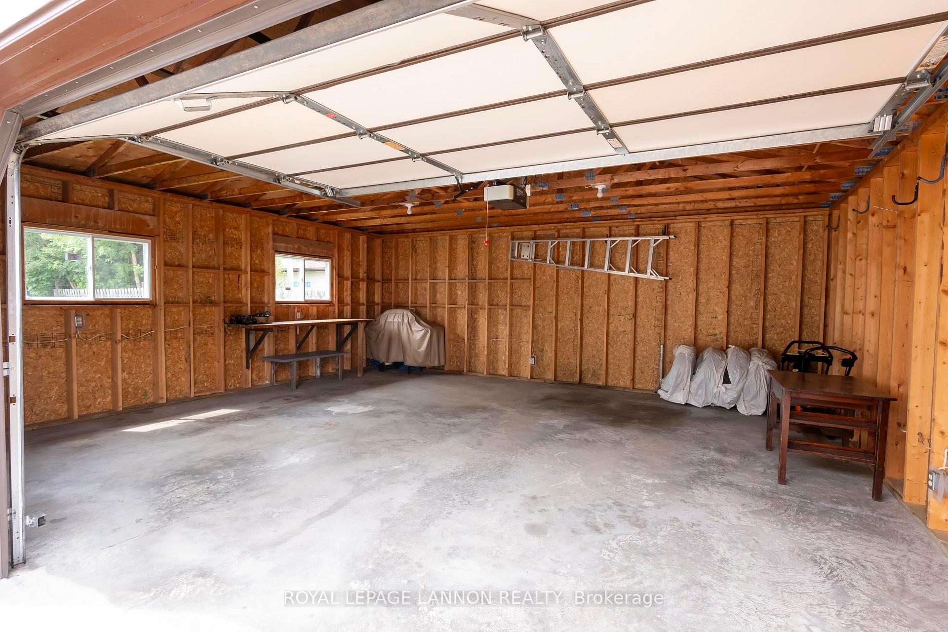 Photo 30 of 236 Poplar Ave, Thunder Bay, Forest Park — HOMEH