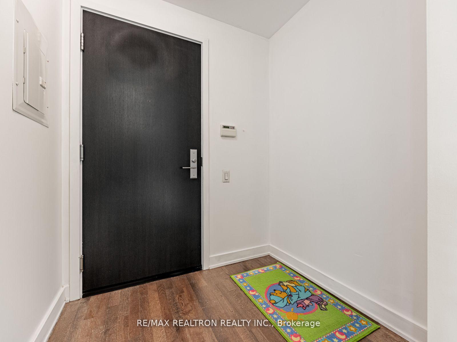 Photo 3 of Unit 1006, 1815 Yonge Street, Toronto, Mount Pleasant West — HOMEH