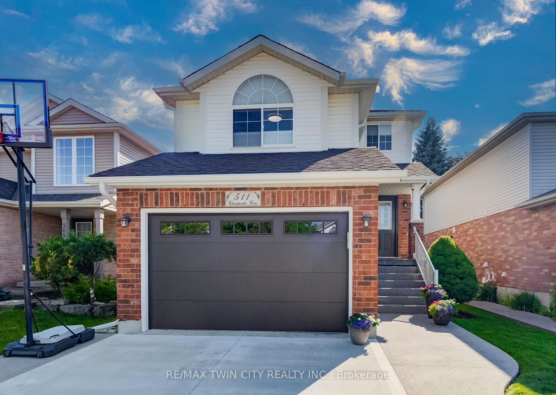 Photo 4 of 511 Chesapeake Crescent, Waterloo, Colonial Acres — HOMEH