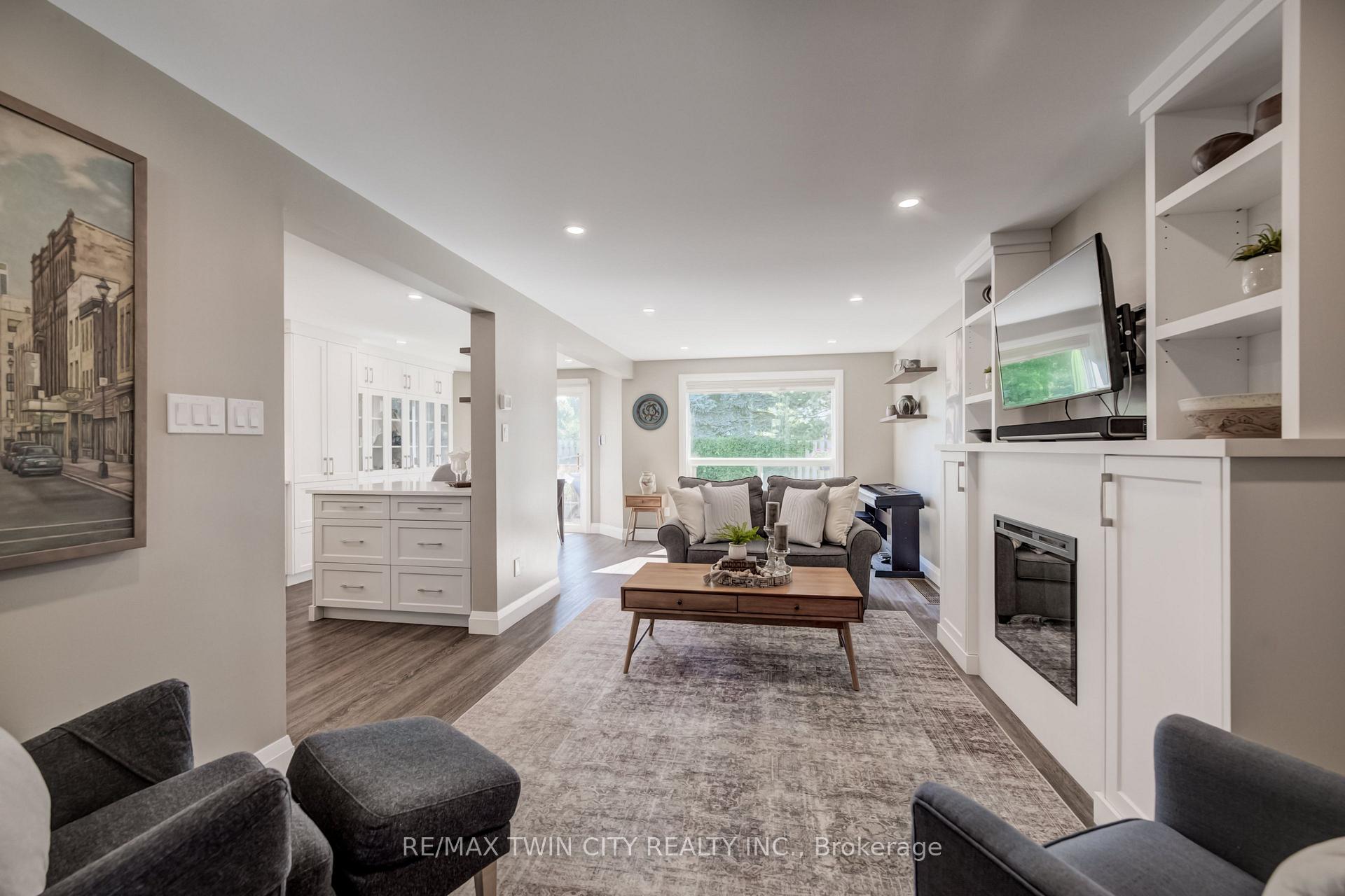 Photo 9 of 511 Chesapeake Crescent, Waterloo, Colonial Acres — HOMEH