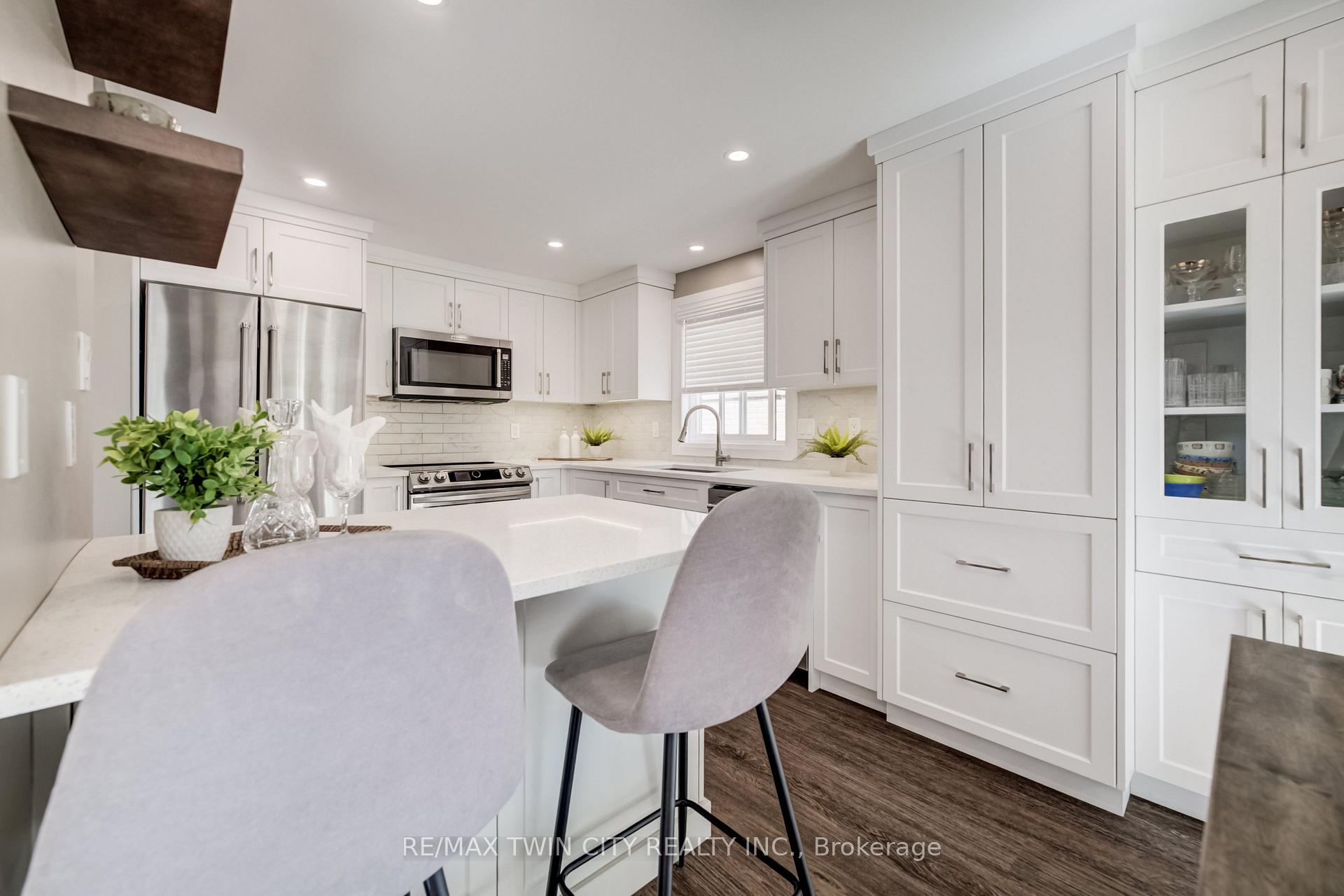 Photo 13 of 511 Chesapeake Crescent, Waterloo, Colonial Acres — HOMEH