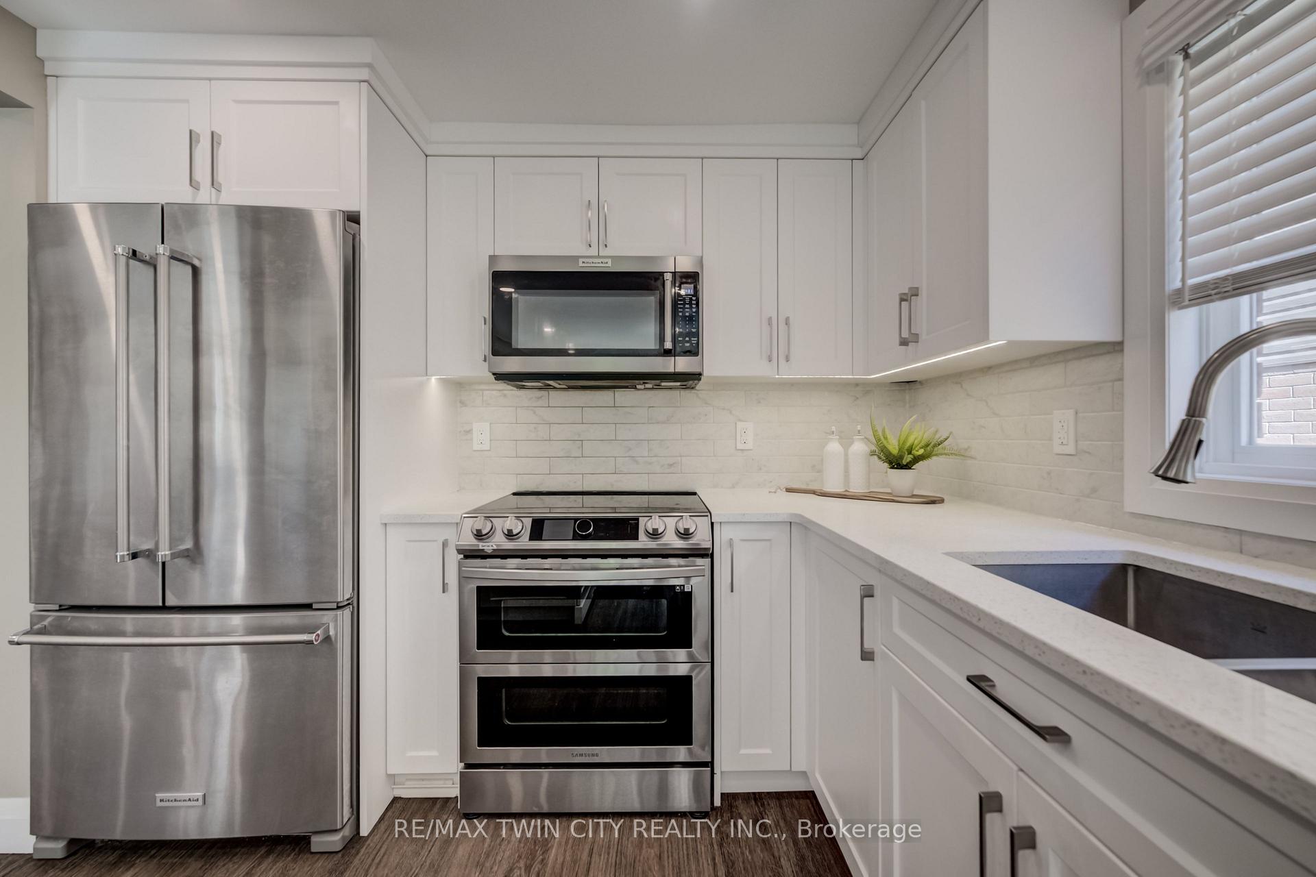 Photo 14 of 511 Chesapeake Crescent, Waterloo, Colonial Acres — HOMEH