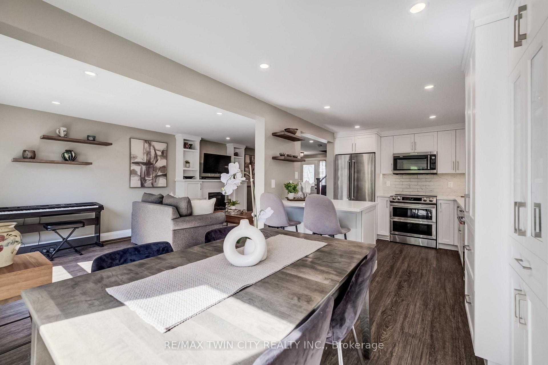 Photo 15 of 511 Chesapeake Crescent, Waterloo, Colonial Acres — HOMEH