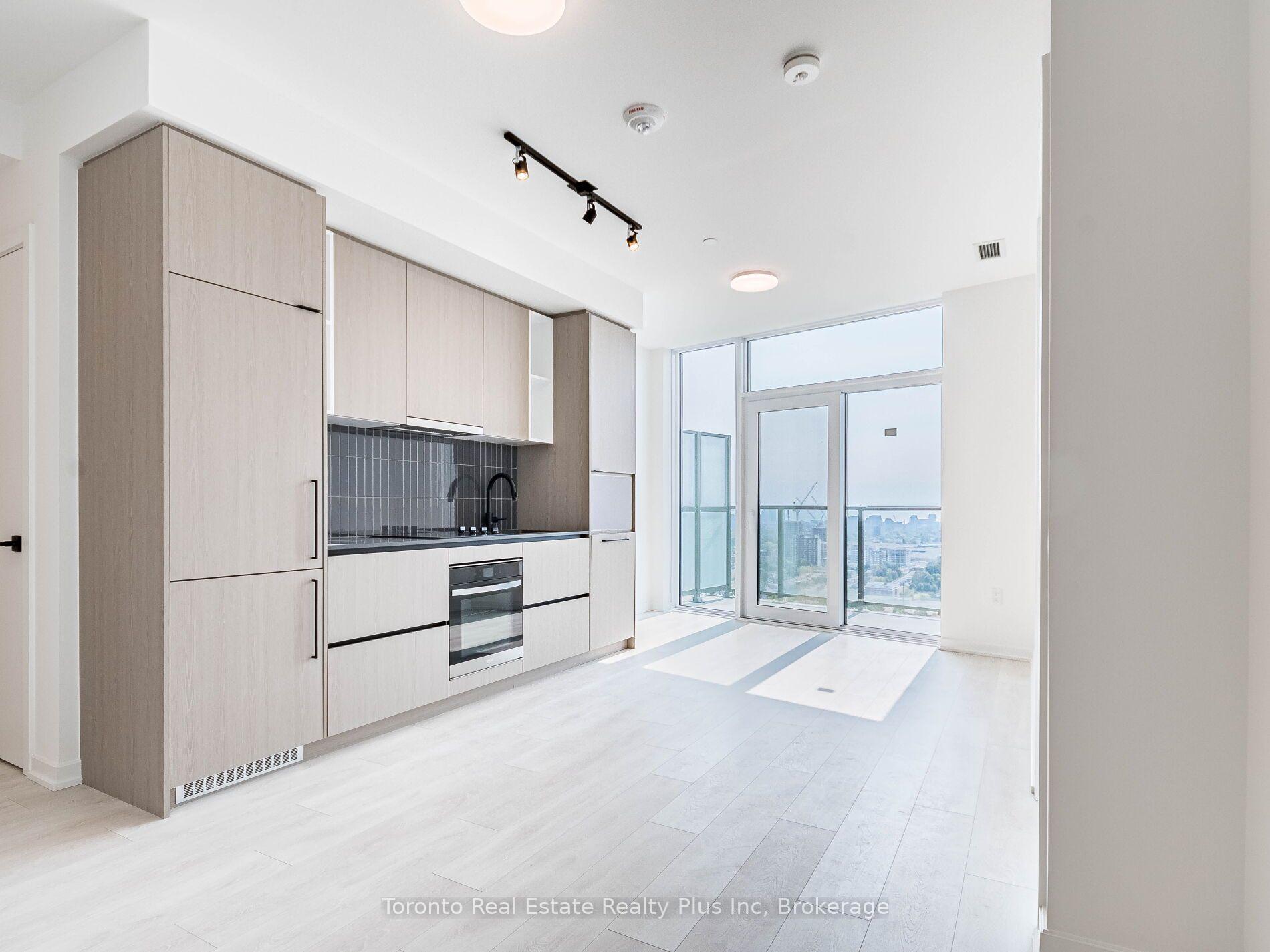 Photo 8 of Unit 2411, 10 Graphophone Grove, Toronto, Dovercourt-Wallace Emerson-Junction — HOMEH